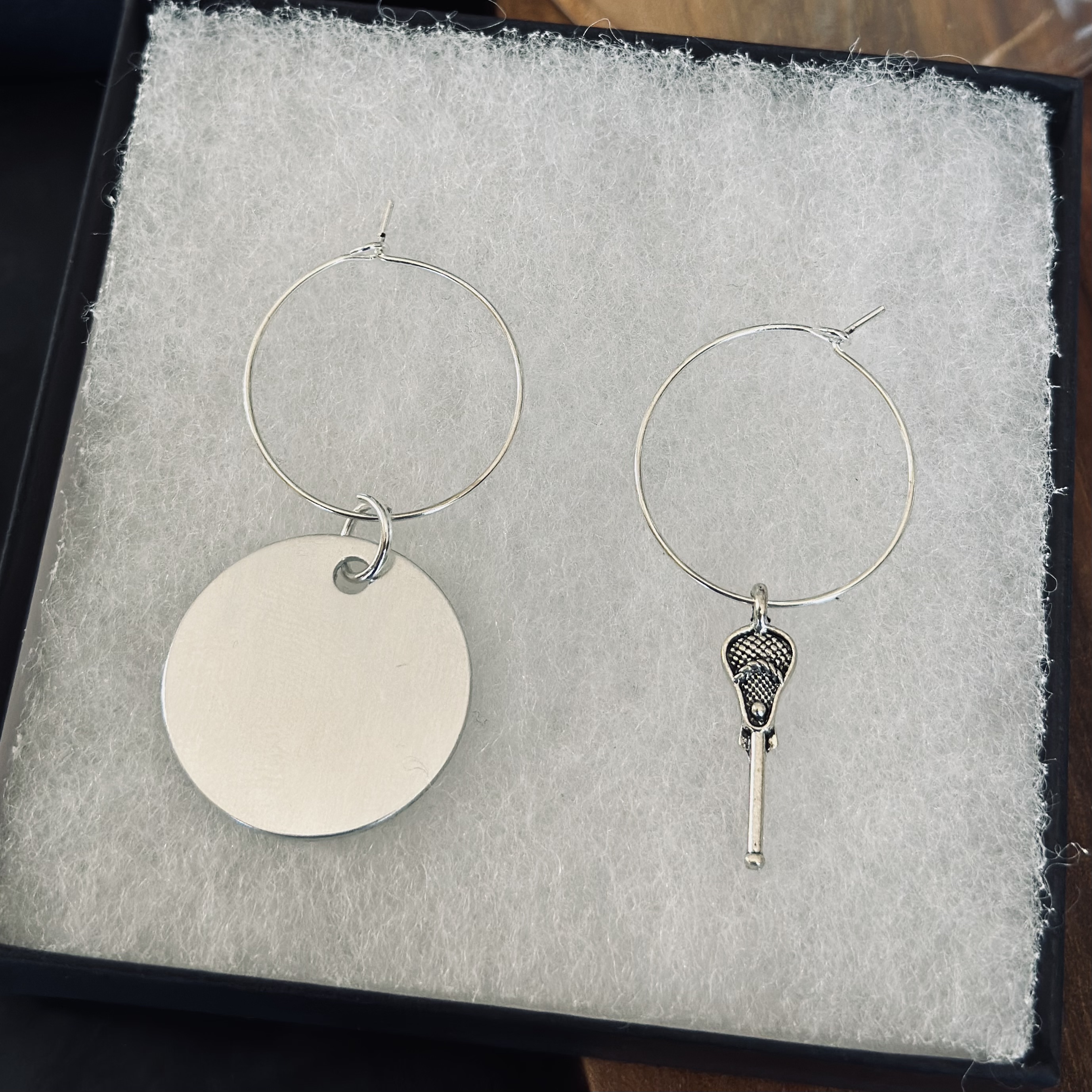 Set of 2 Lacrosse Wine Charms