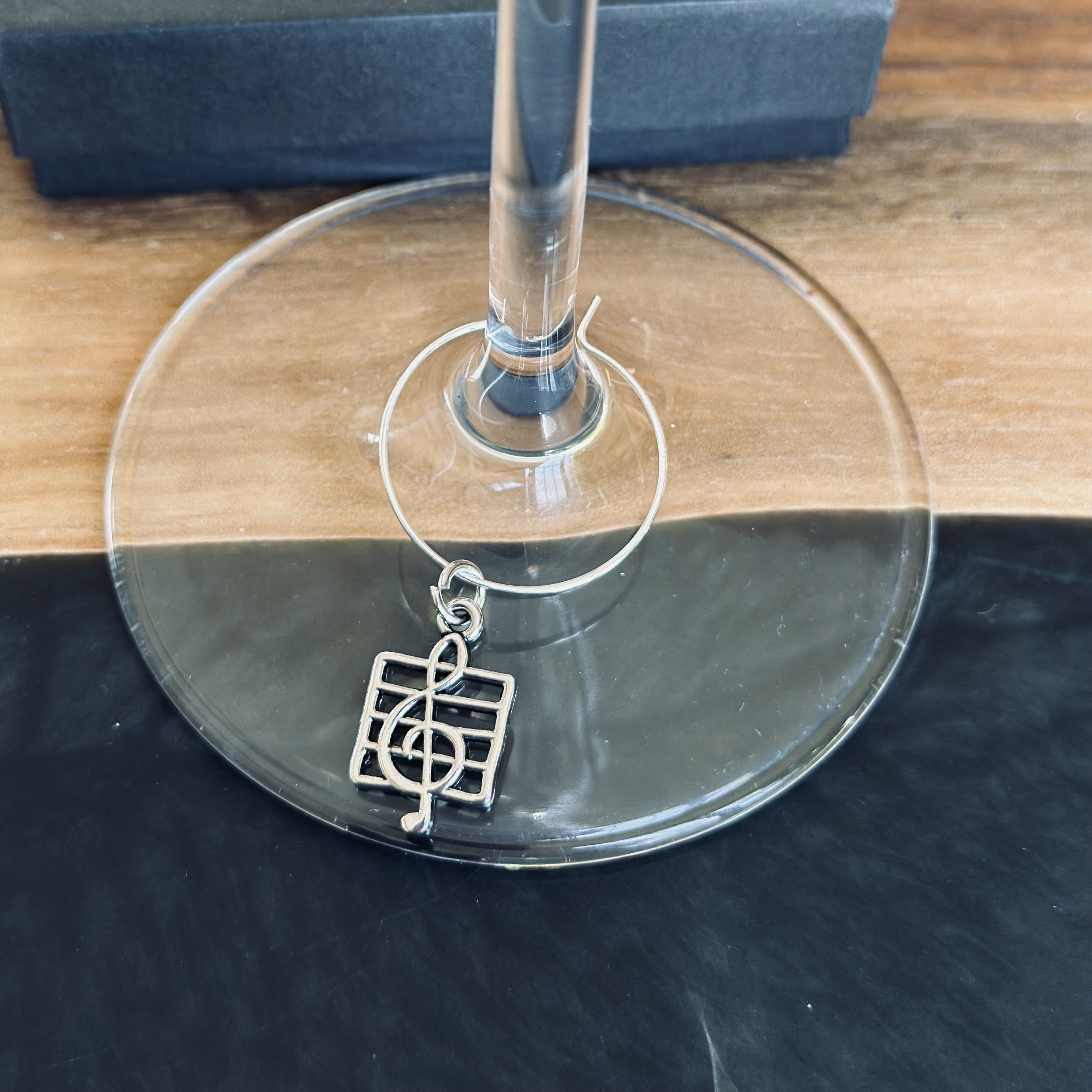 Music Note with Bars Wine Charm