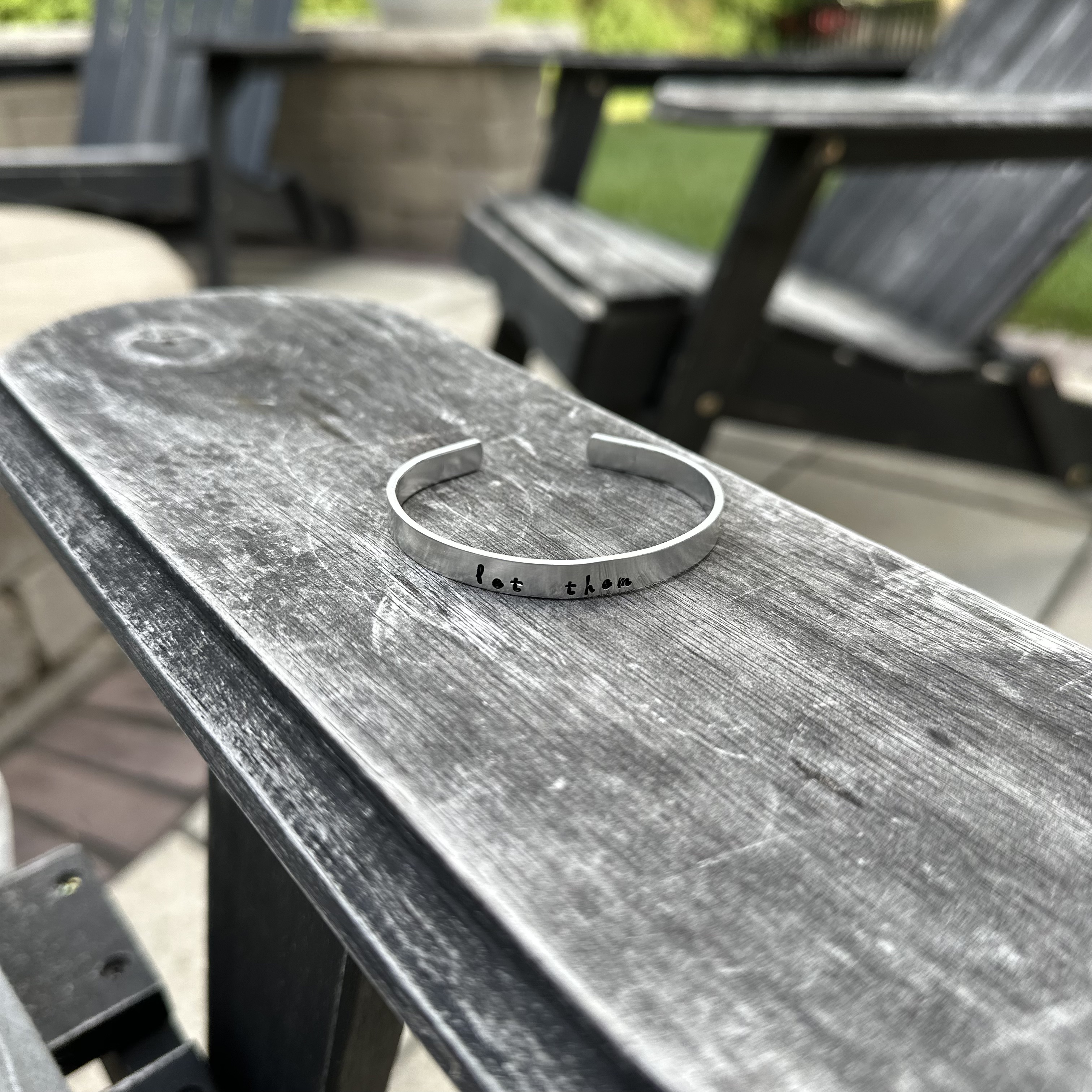 Let Them - Minimalist Bracelet