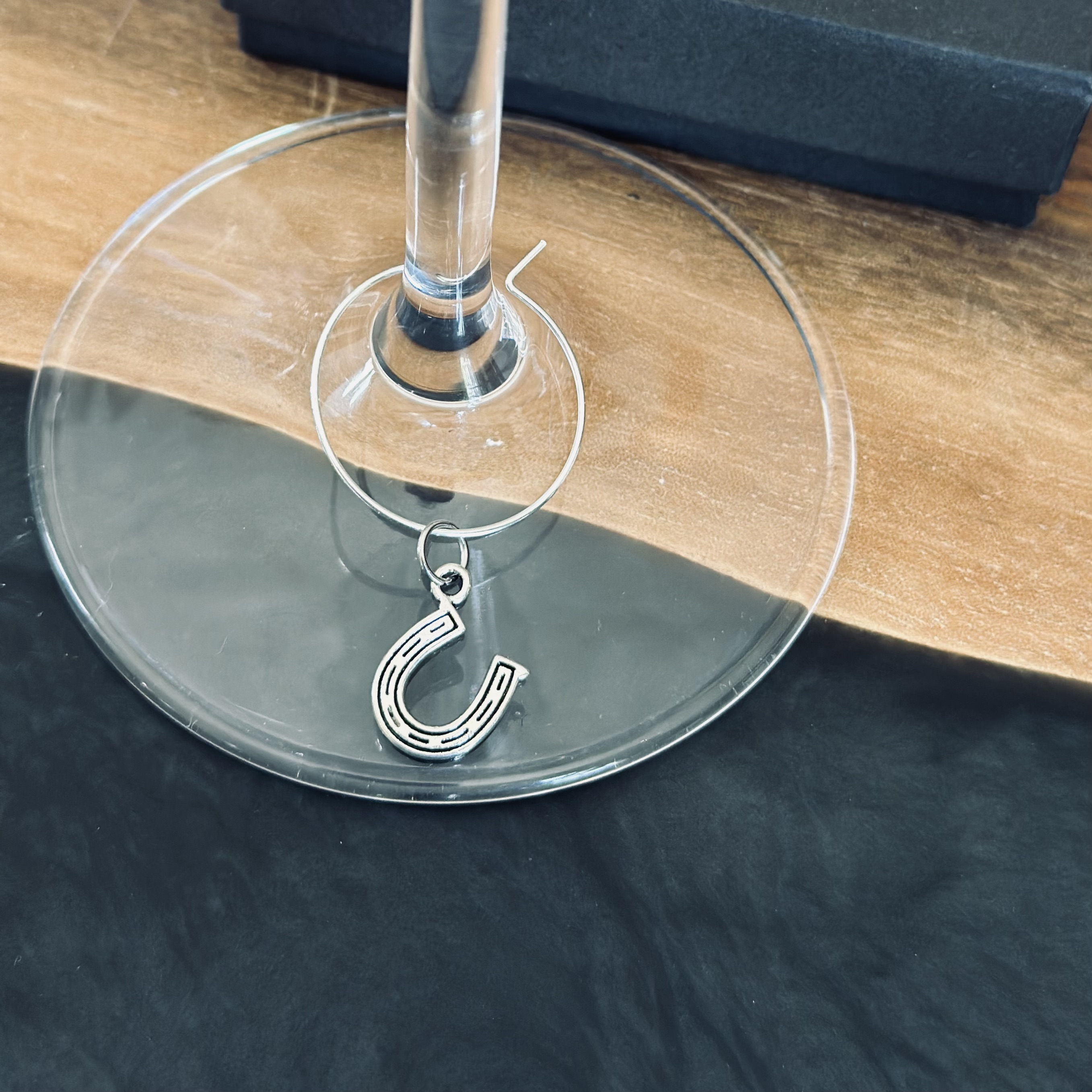 Horseshoe wine charm / Good luck symbol wine charm