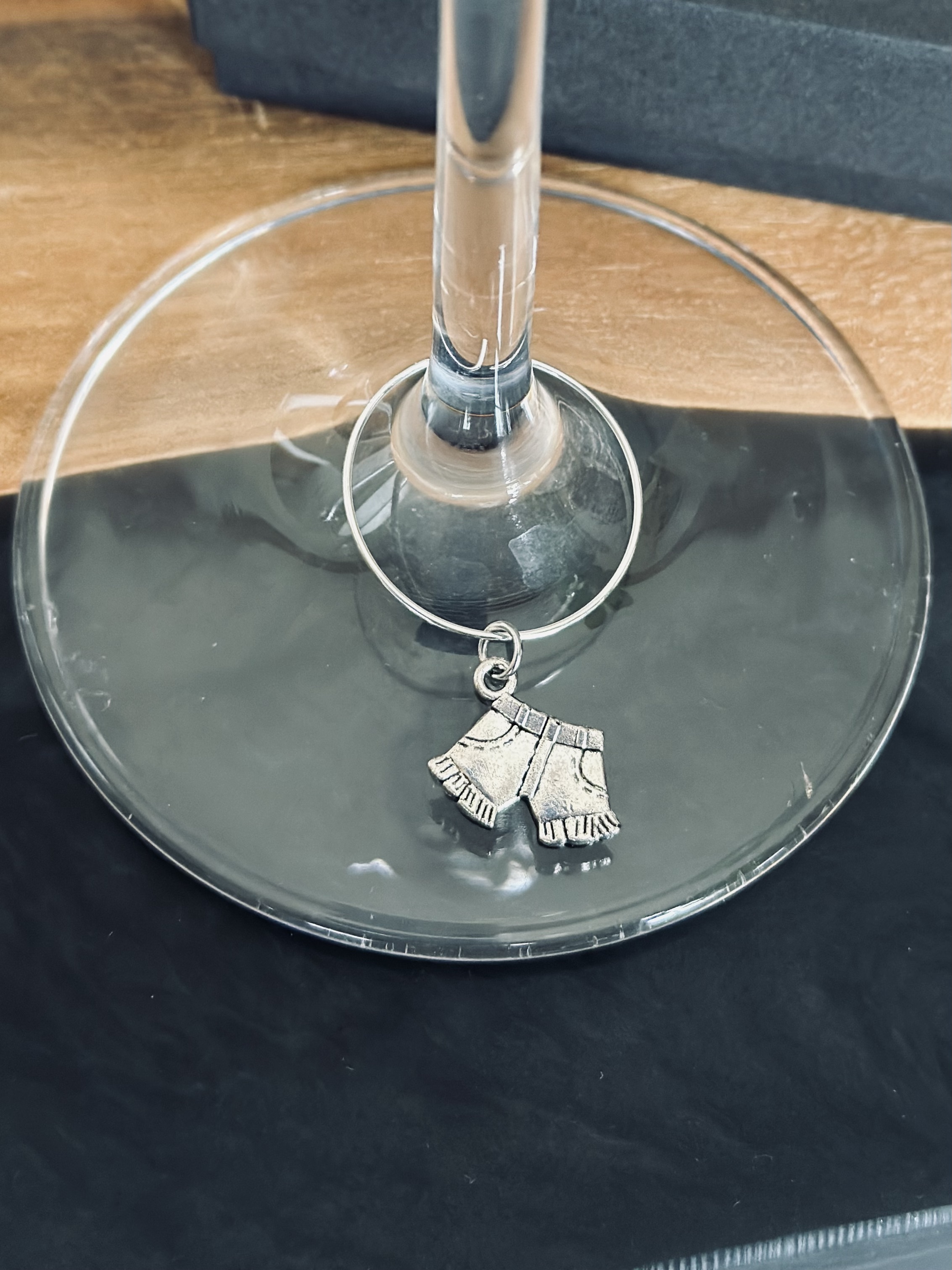Summer Decor - Jean Shorts wine charm 