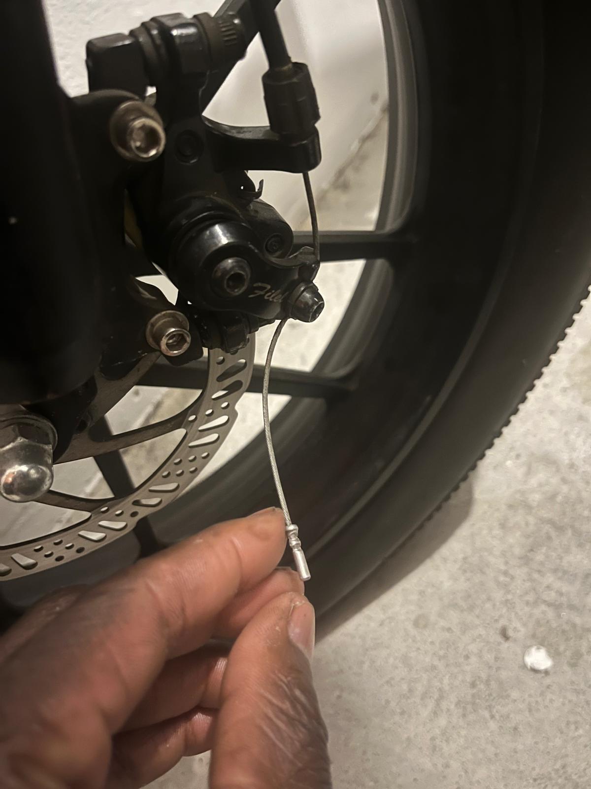 Remmen van je fatbike thuis monteren