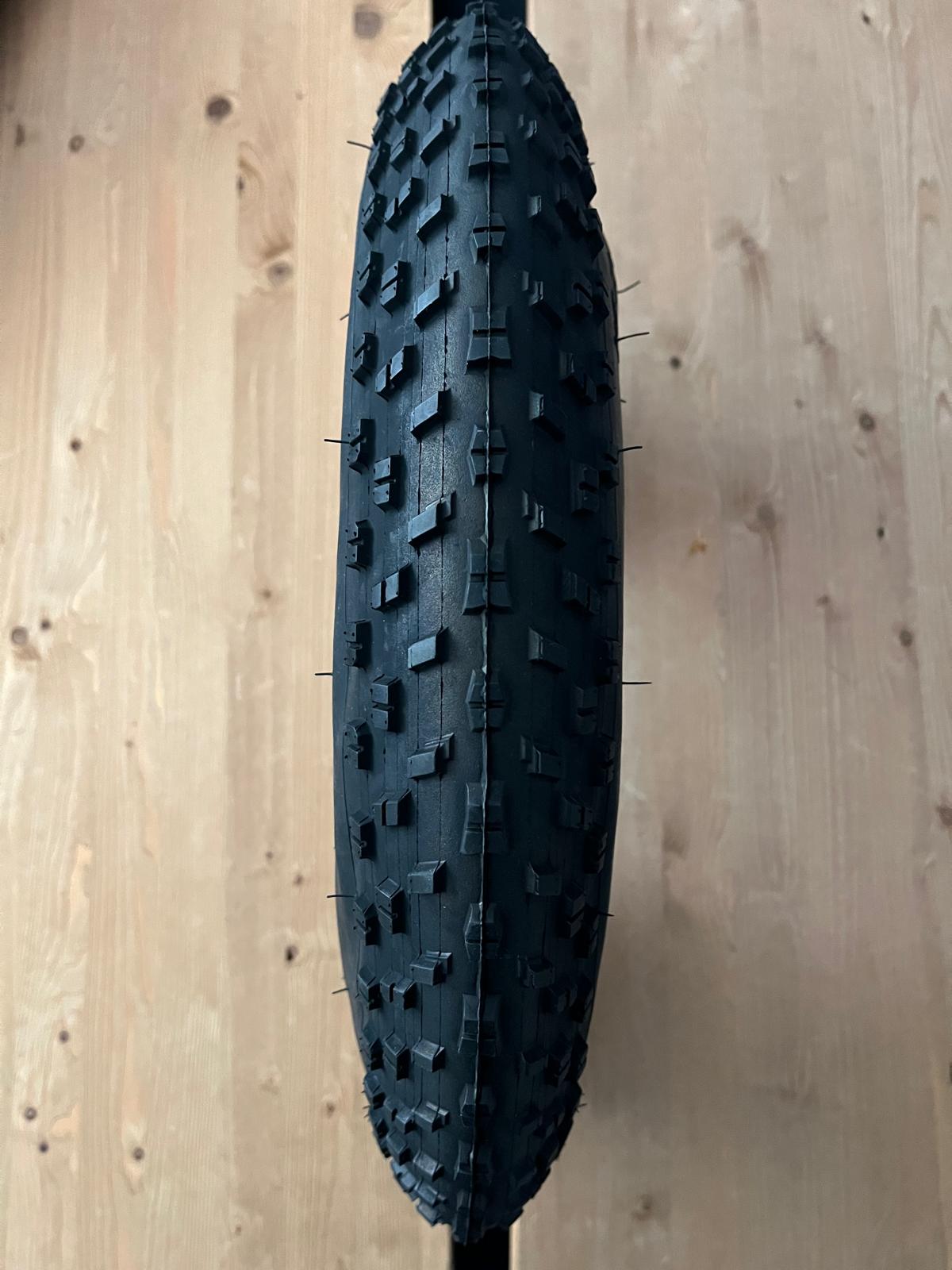 Fatbikes Chaoyang Mini buitenband 16 x 4.0 inch kleur zwart