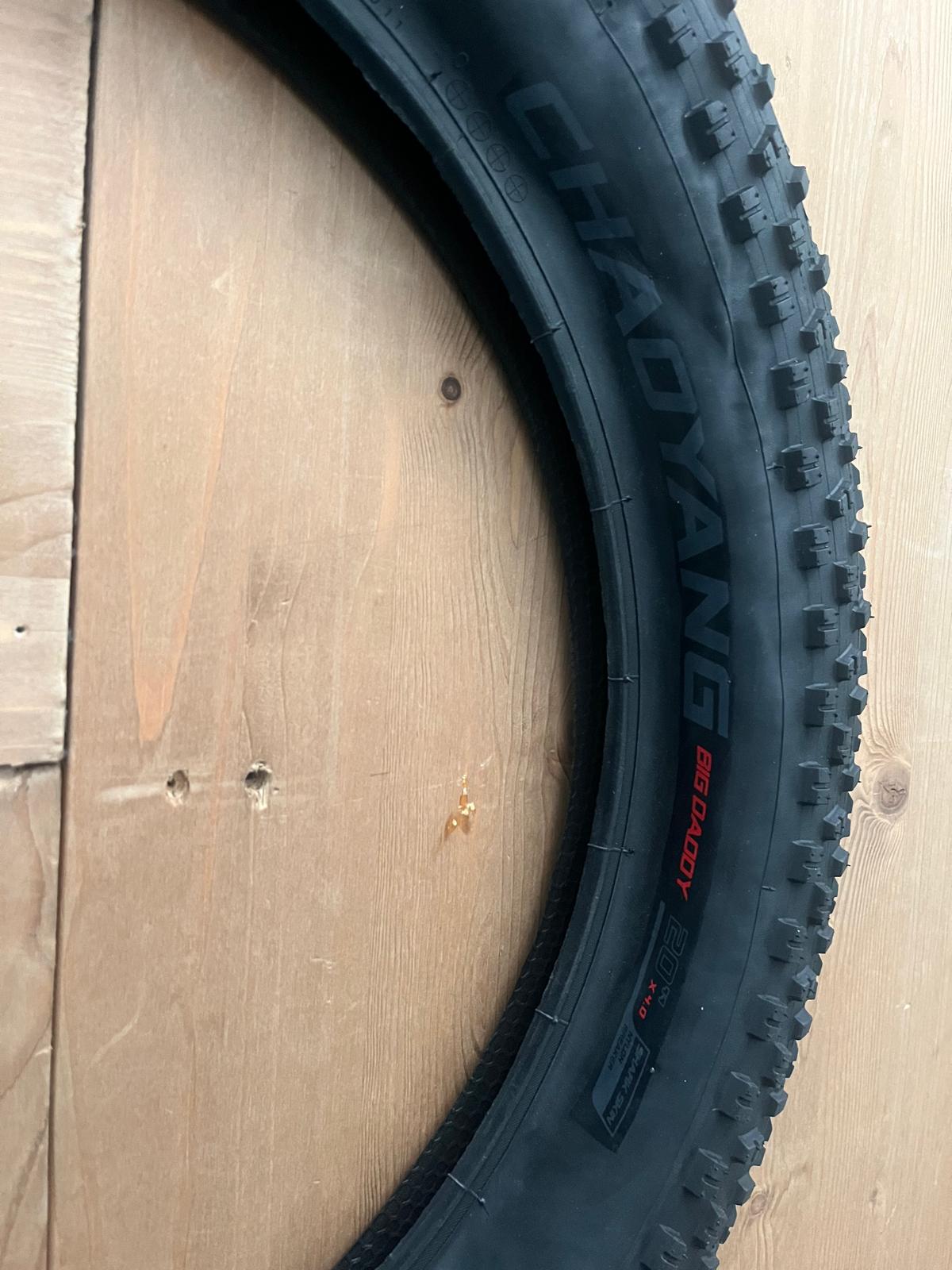 Fatbikes Chaoyang buitenband  20 x 4.0 inch kleur zwart
