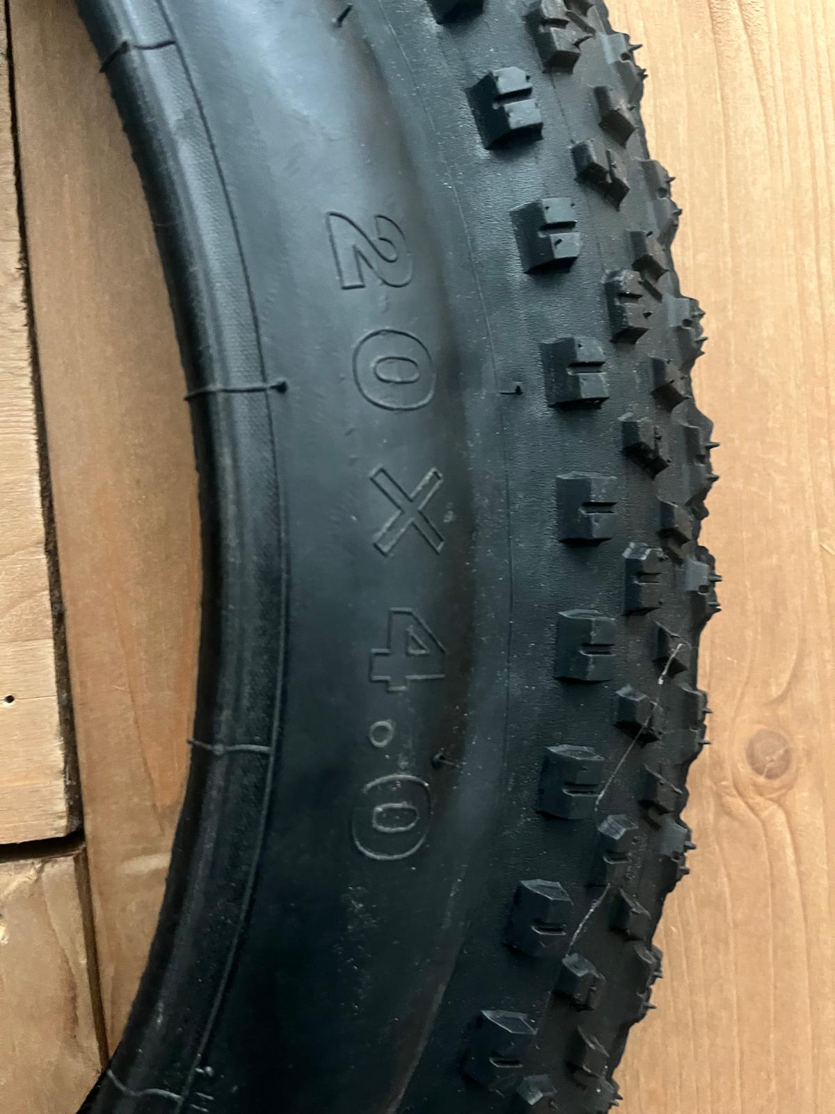 Fatbikes Chaoyang buitenband  20 x 4.0 inch kleur zwart