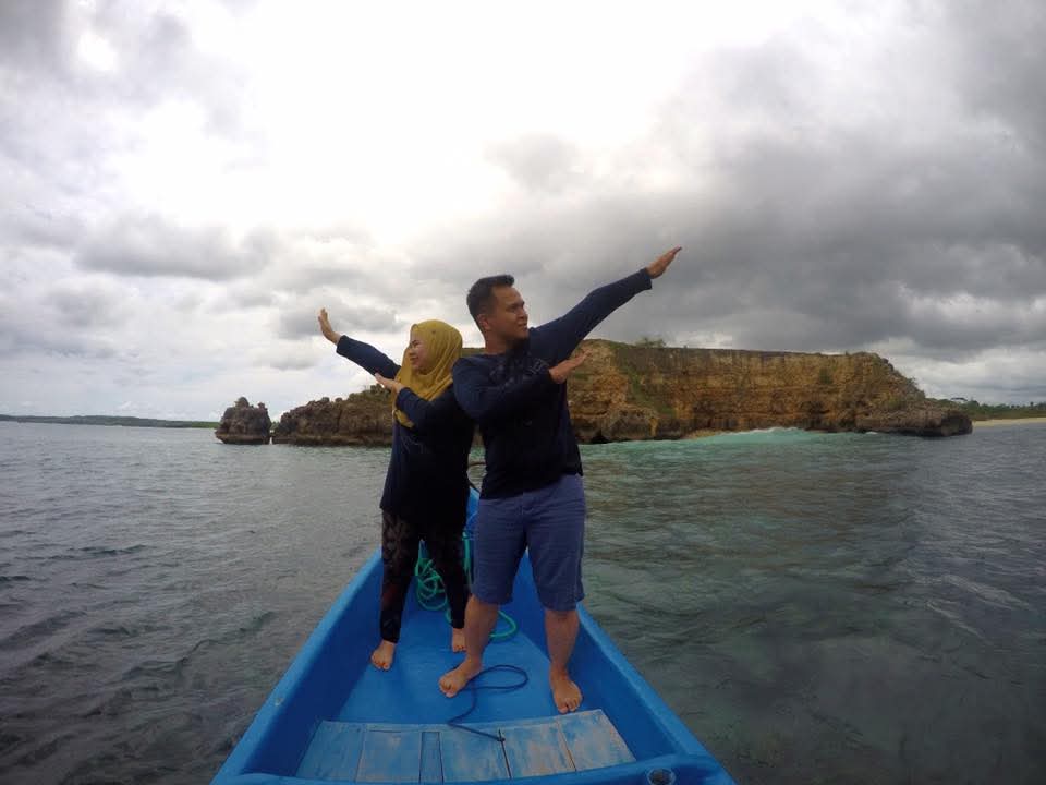 Paket Honeymoon Lombok 3 Hari 2 Malam (Romantic B)