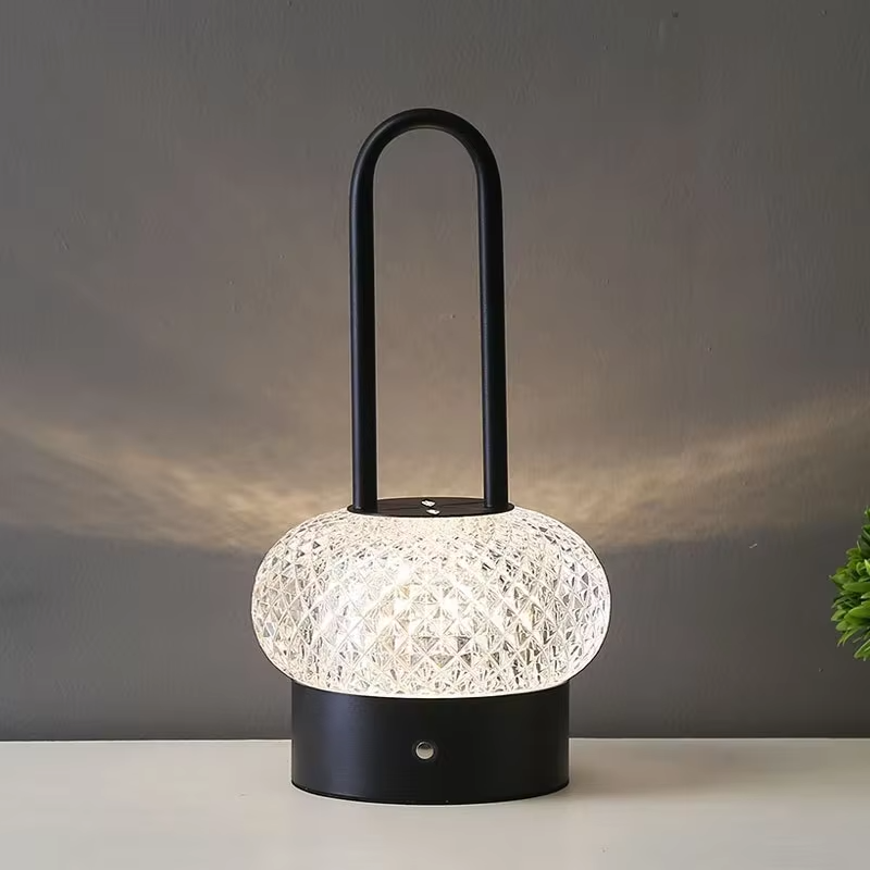 Luma Loop Portable Lamp
