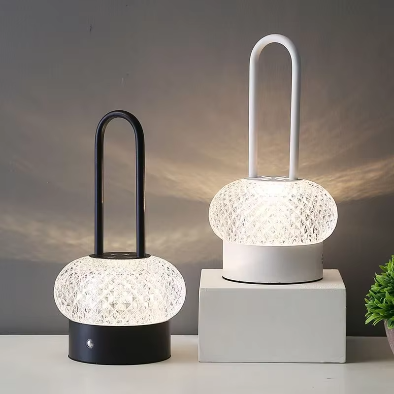Luma Loop Portable Lamp