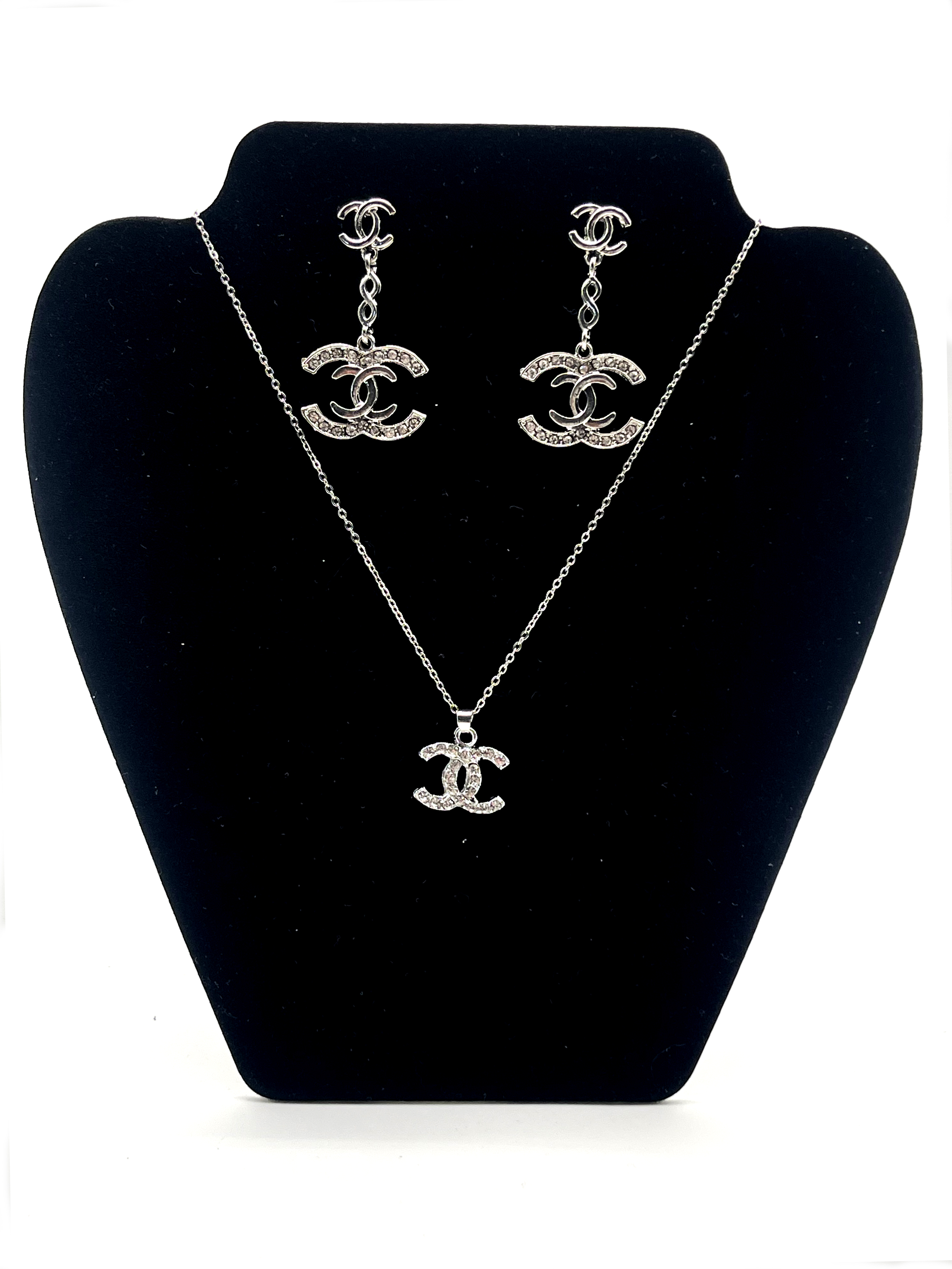 CC-Inspired Jewelry Set