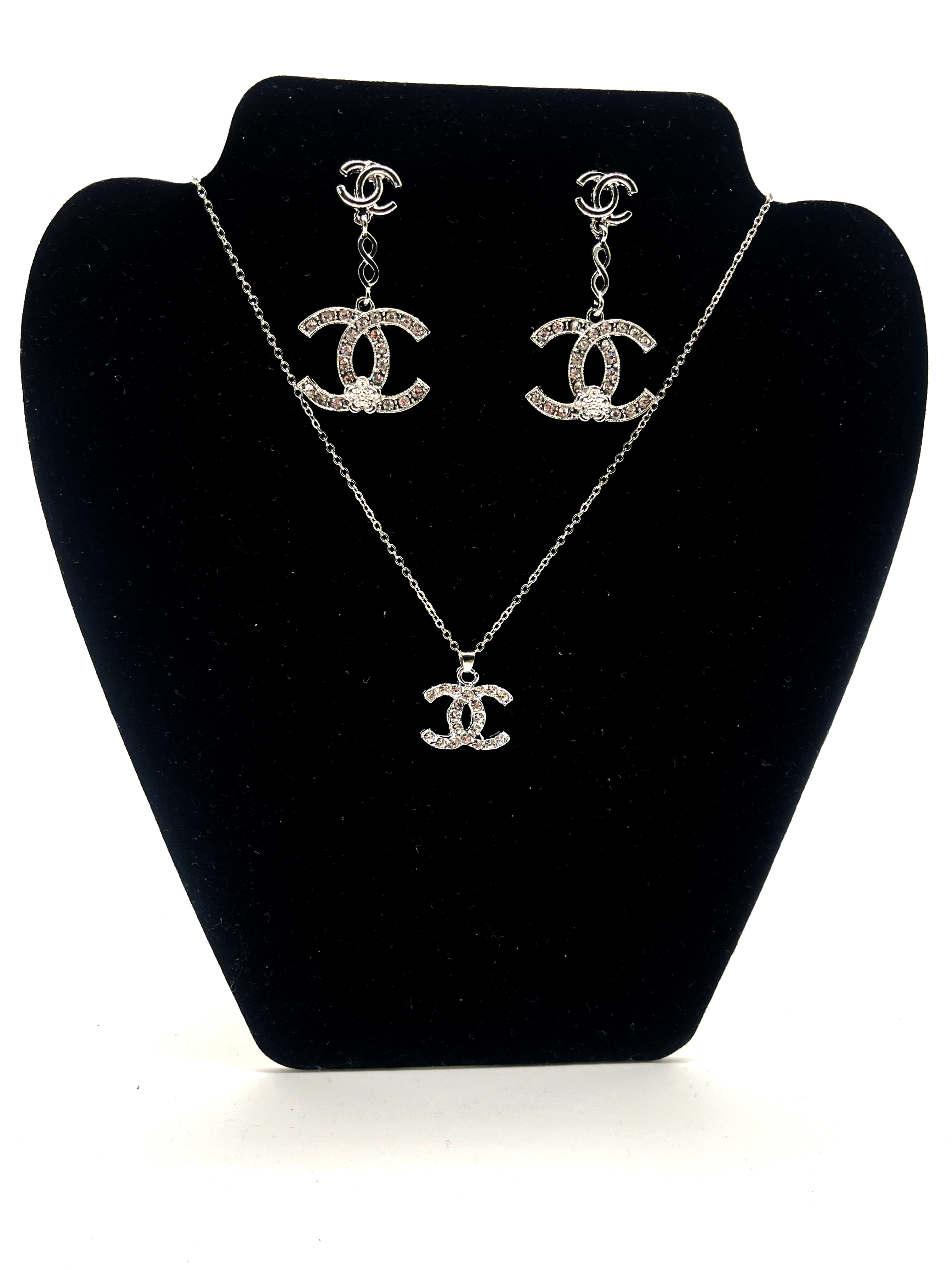 CC-inspired Jewelry Set