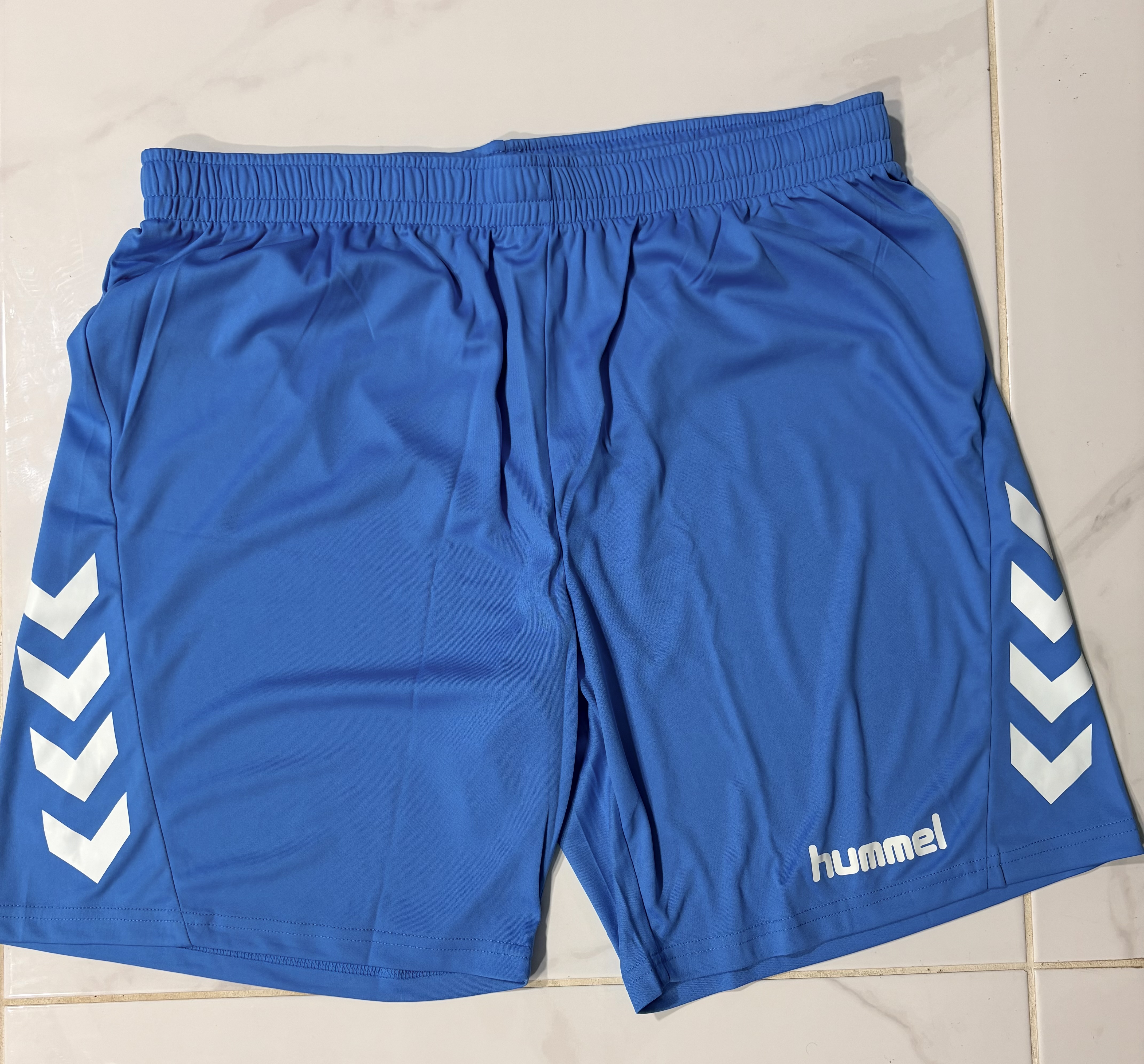 Hummel šortai XXL Dydis