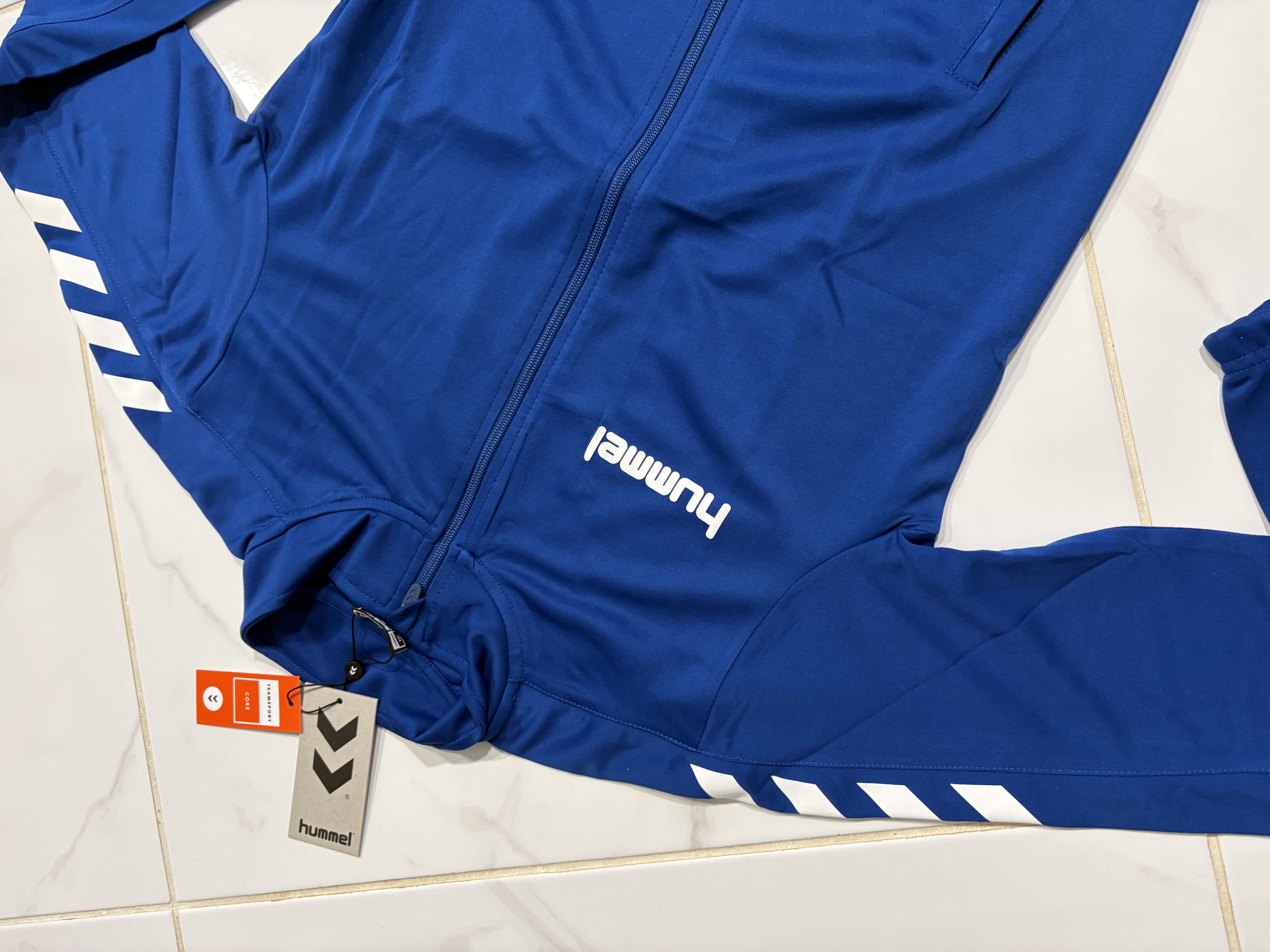 Hummel užtraukiamas megztinis (176 dydis)