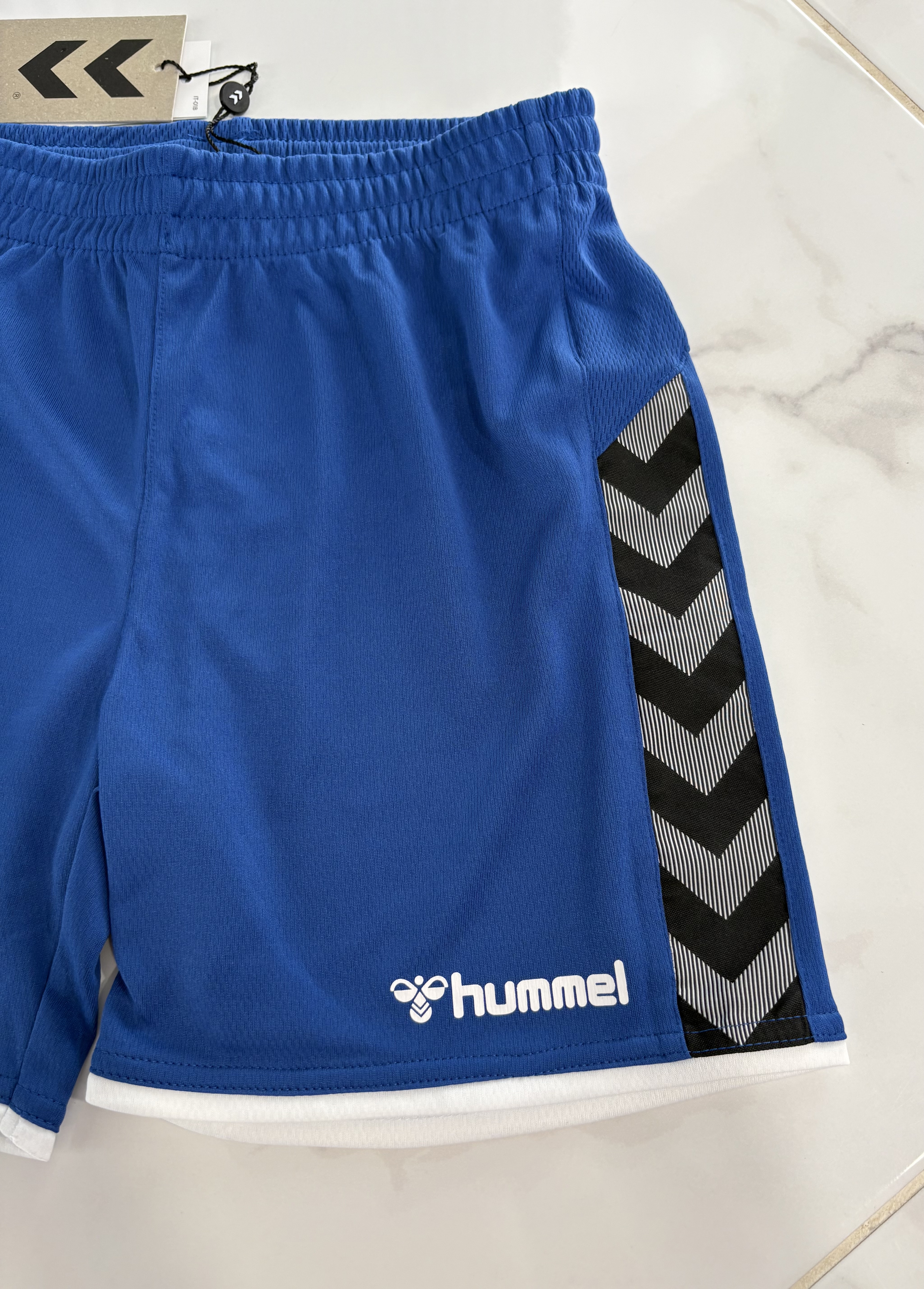 Hummel komplektukas (140 dydis)