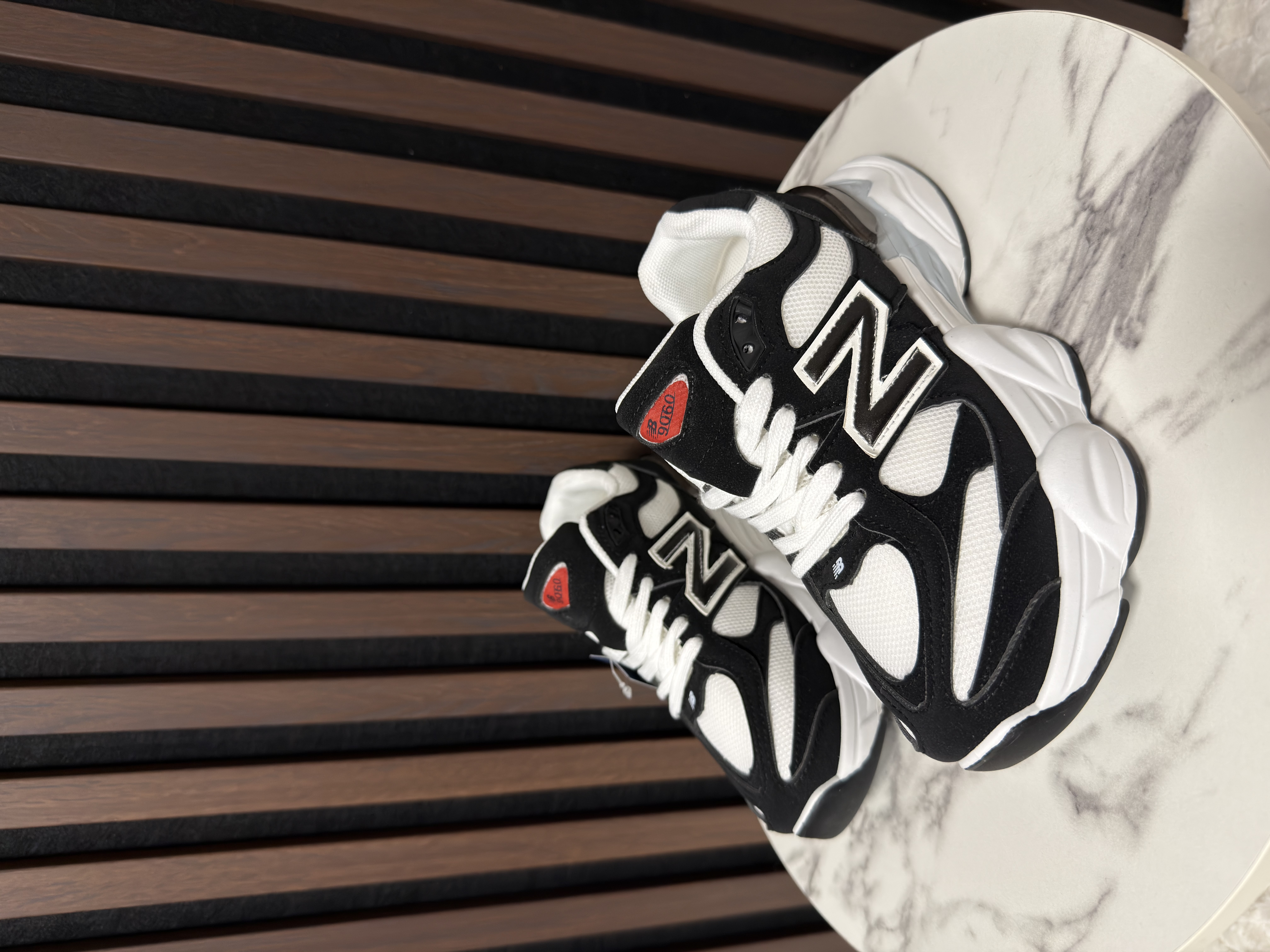 NB Juodi sportbačiai