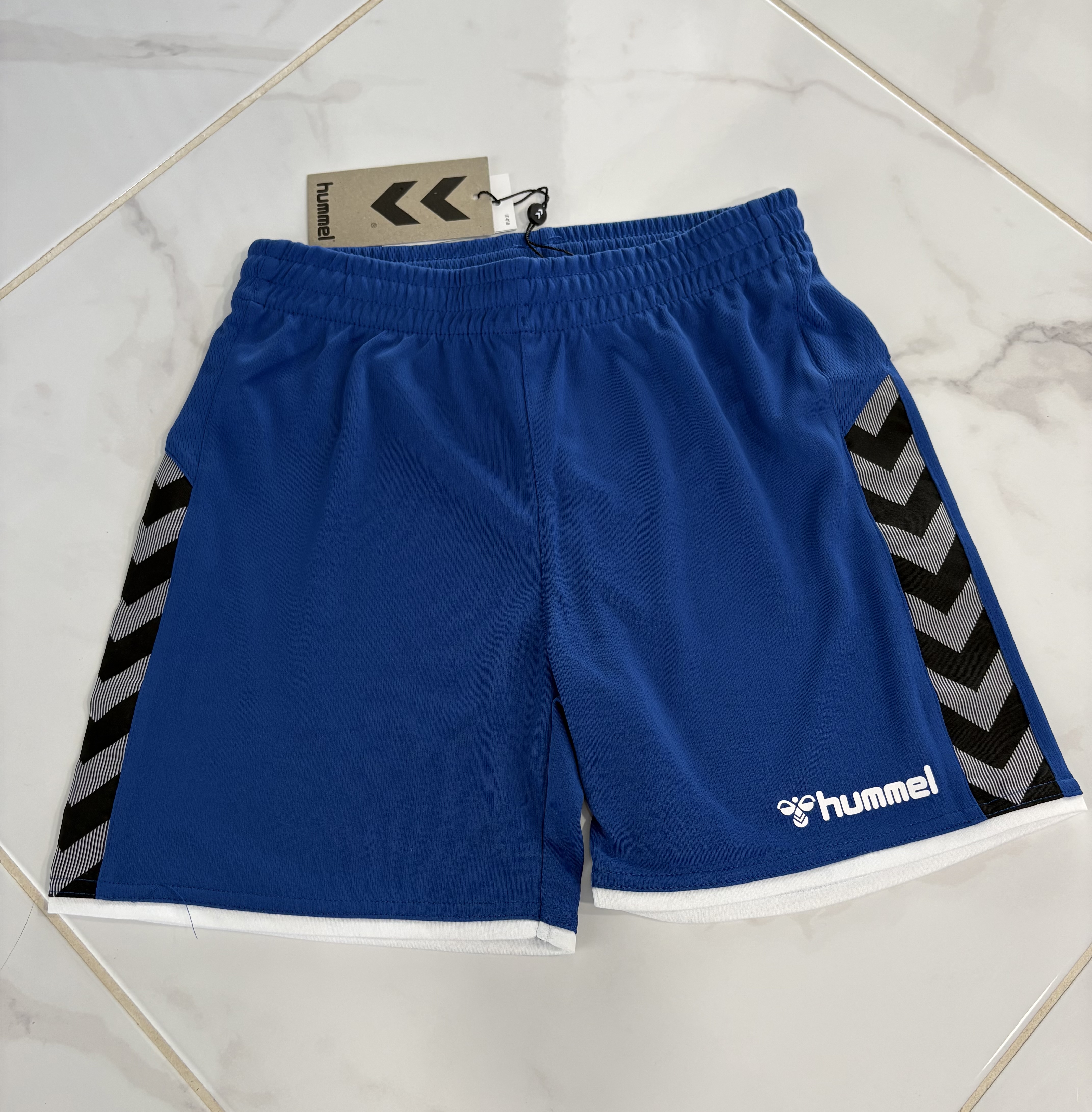 Hummel komplektukas (140 dydis)
