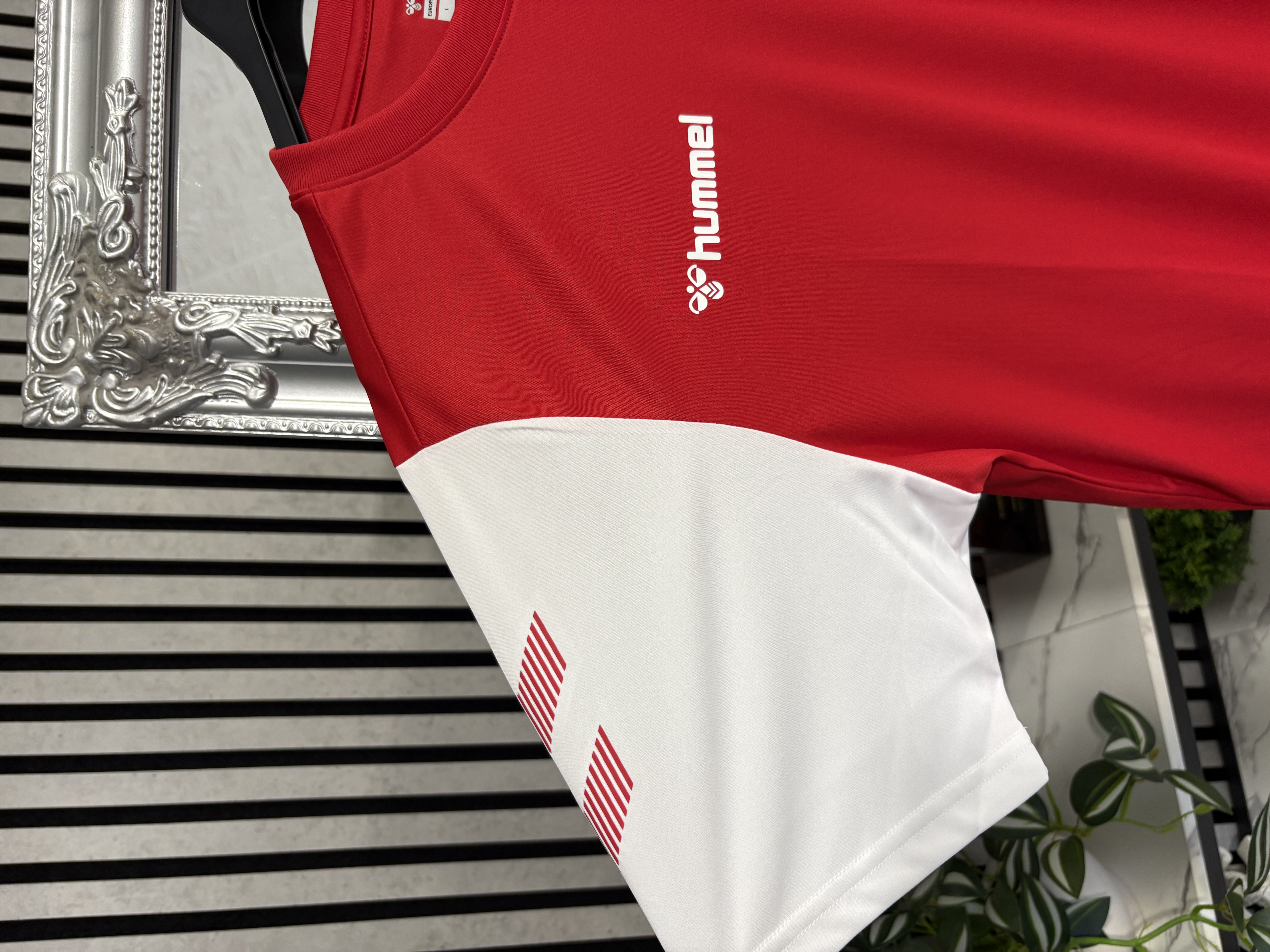 Hummel marškinėliai L dydis