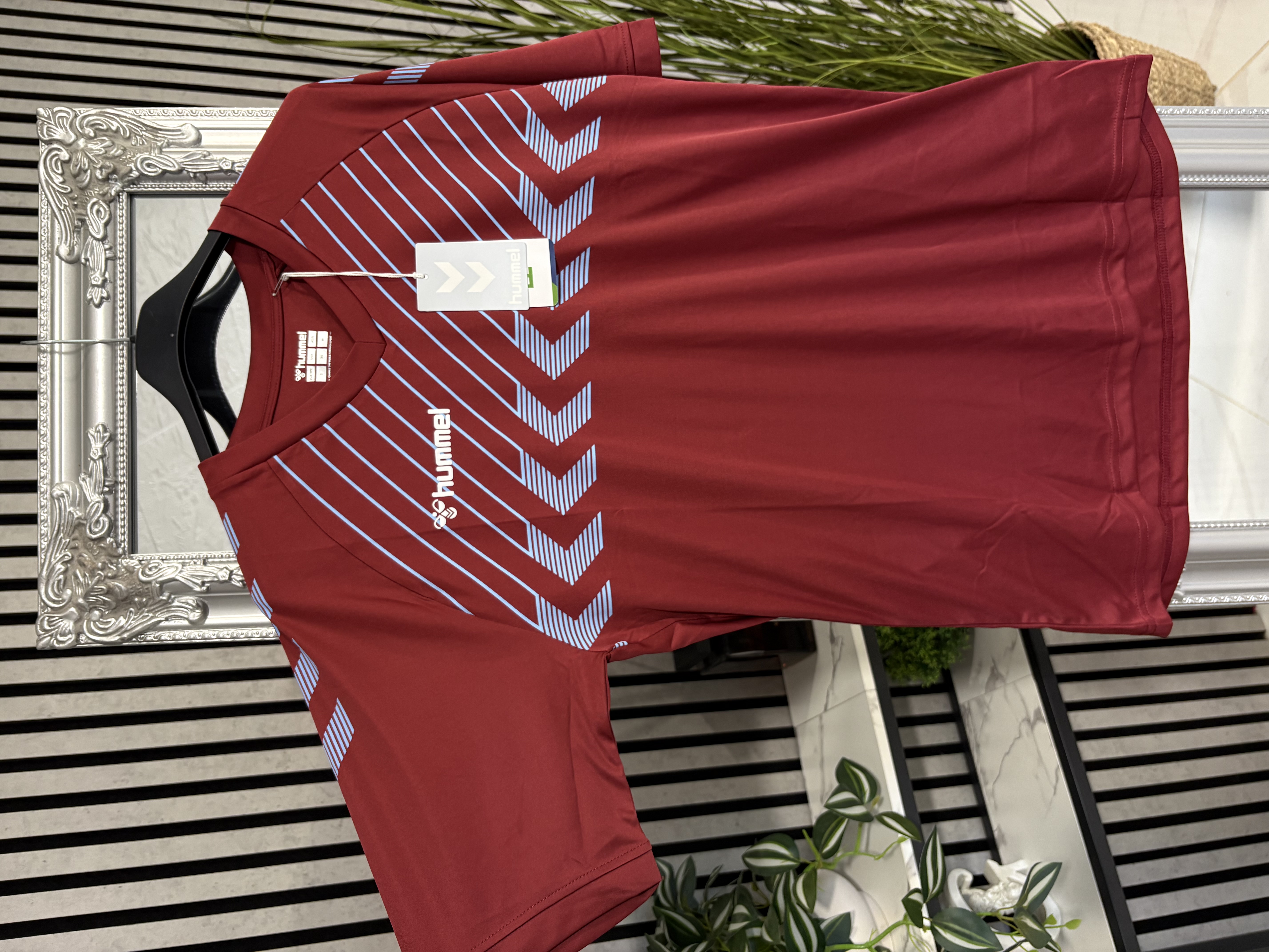 Hummel marškinėliai S dydis