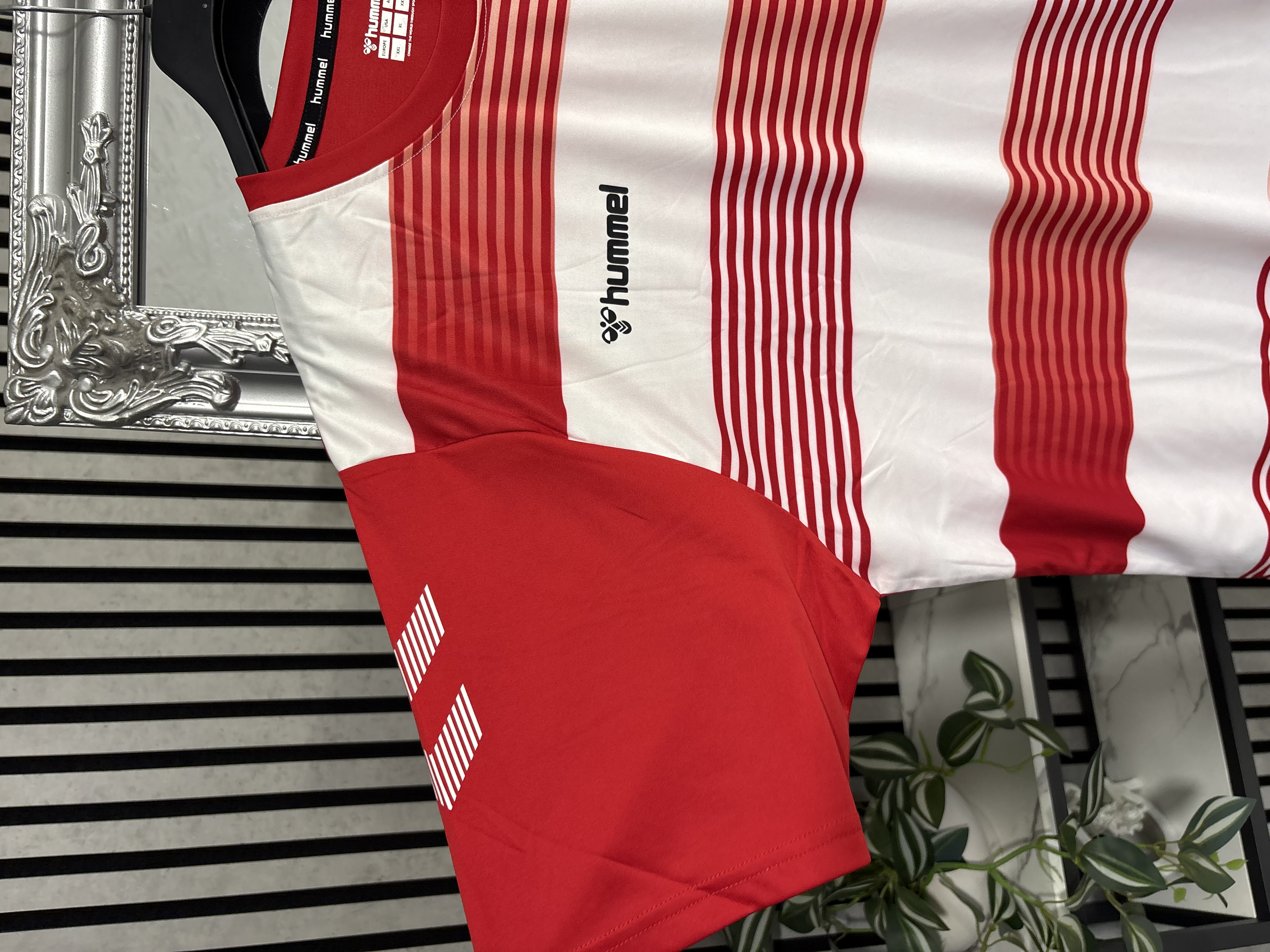 Hummel marškinėliai XXL Dydis