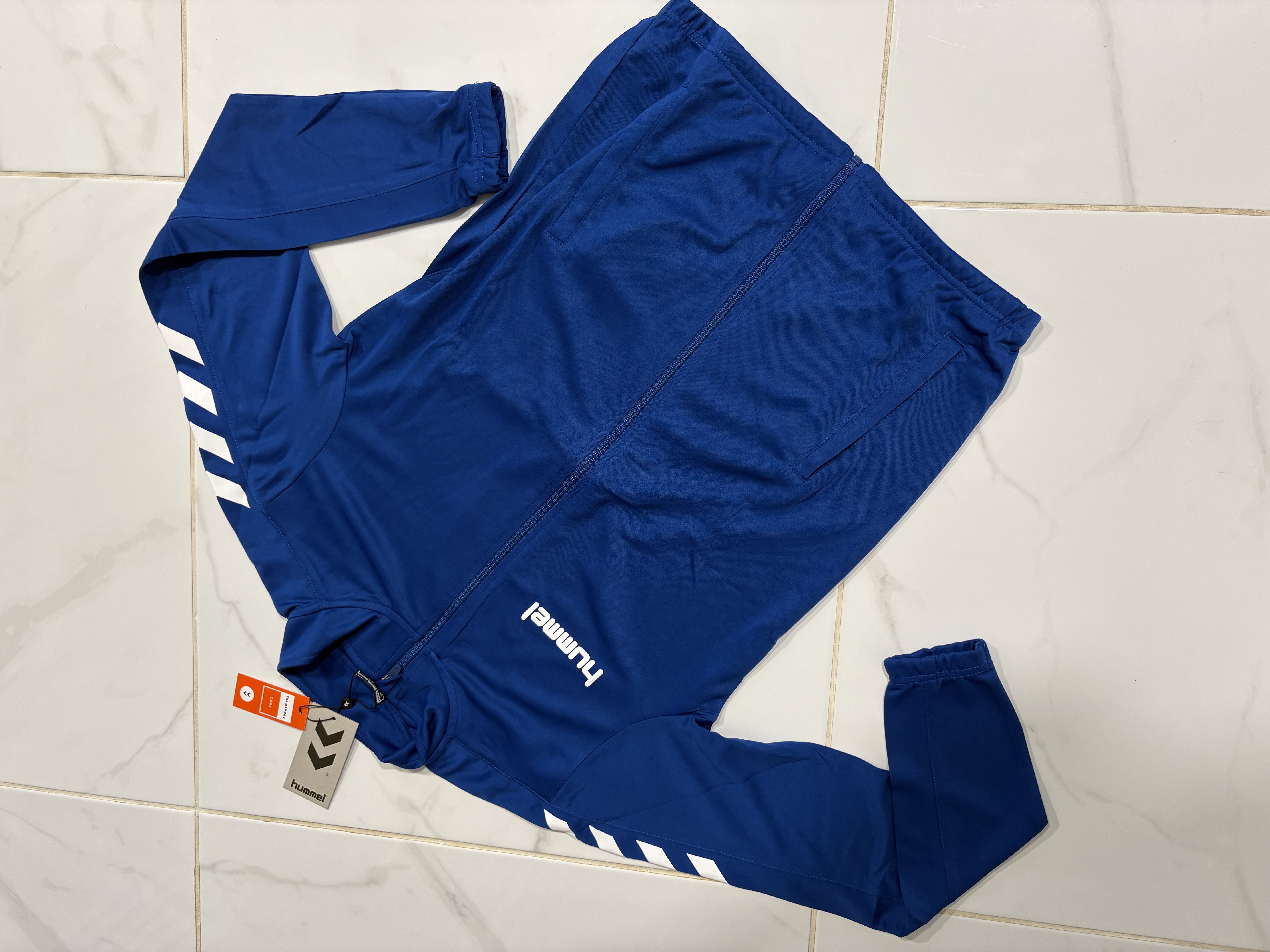 Hummel užtraukiamas megztinis (176 dydis)