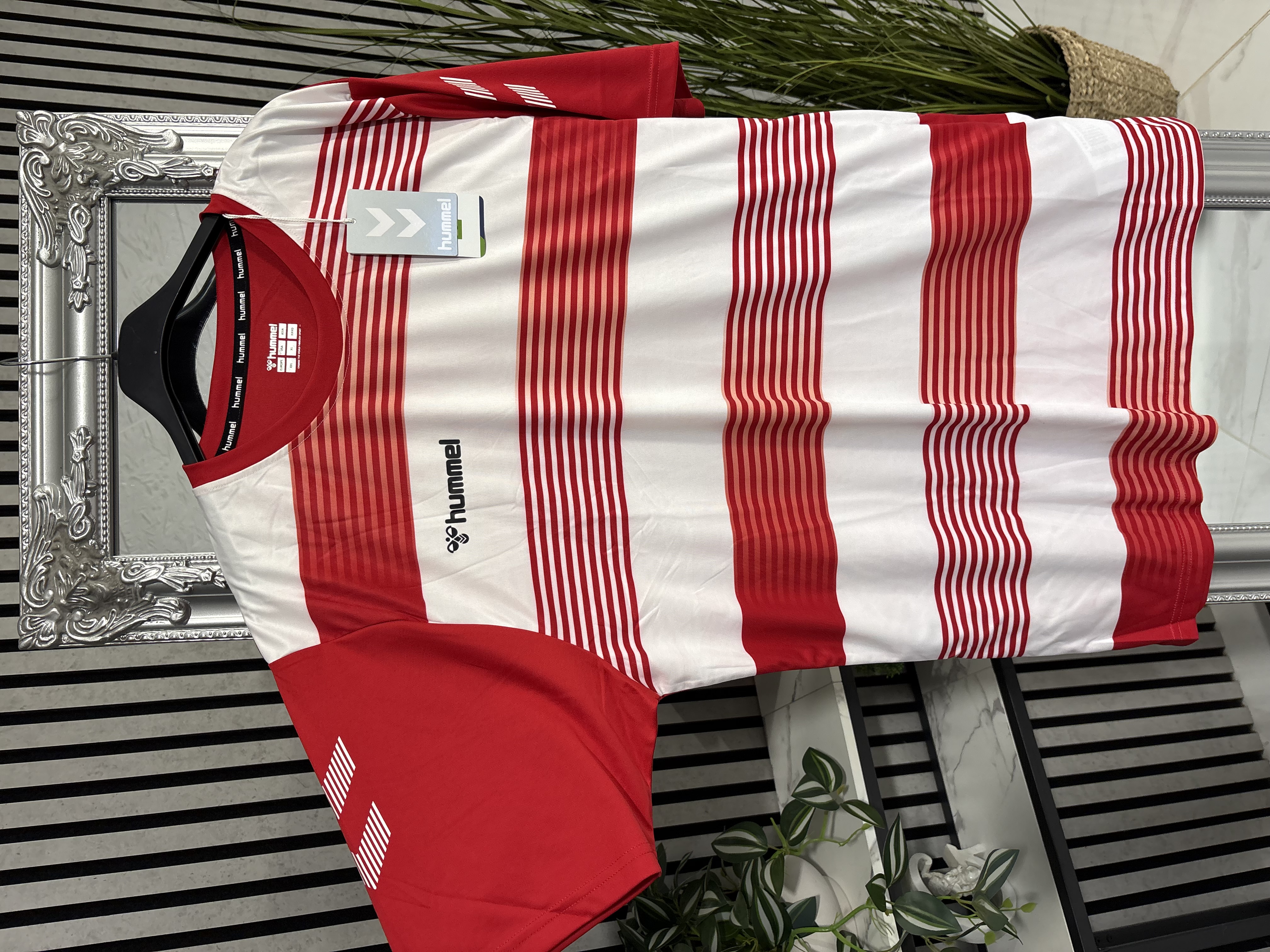 Hummel marškinėliai XXL Dydis