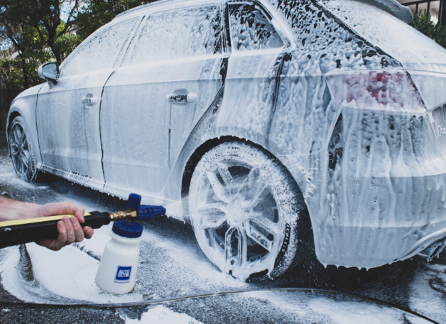 Small/Medium Royal Treatment Detail (Hatchbacks, Sedan, Coupe, 5 Seat SUV)