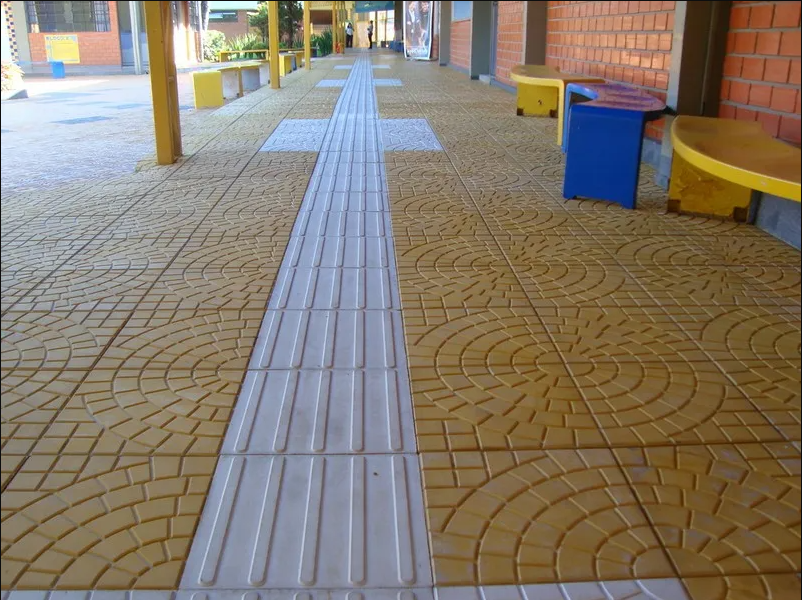 Piso Tátil Direcional 