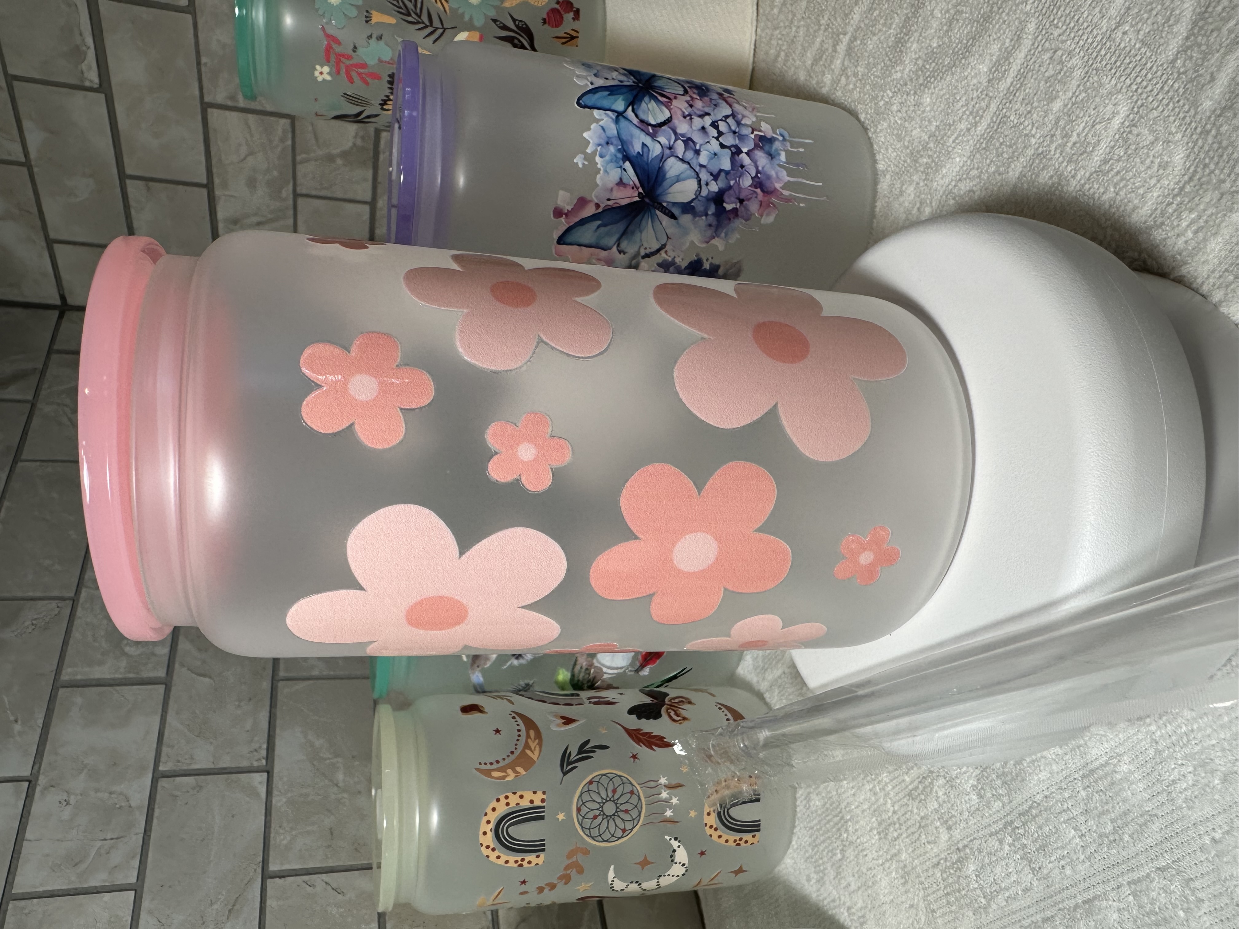 Vaso decorativo de flores rosas