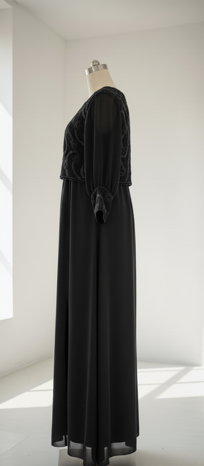 فستان الأسود الفاخر بصدر مطرز