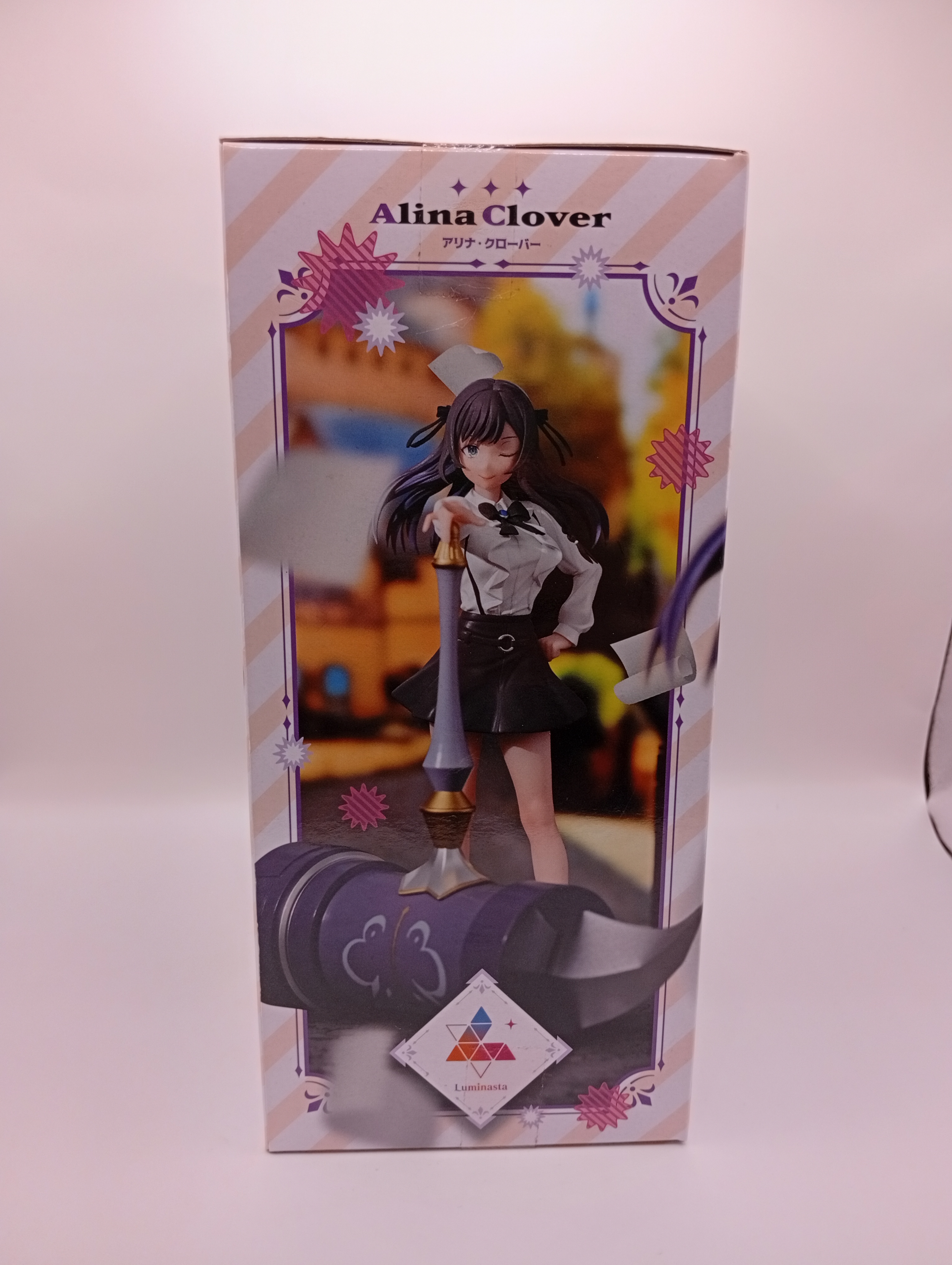 Figura de Alina Clover edición limitada