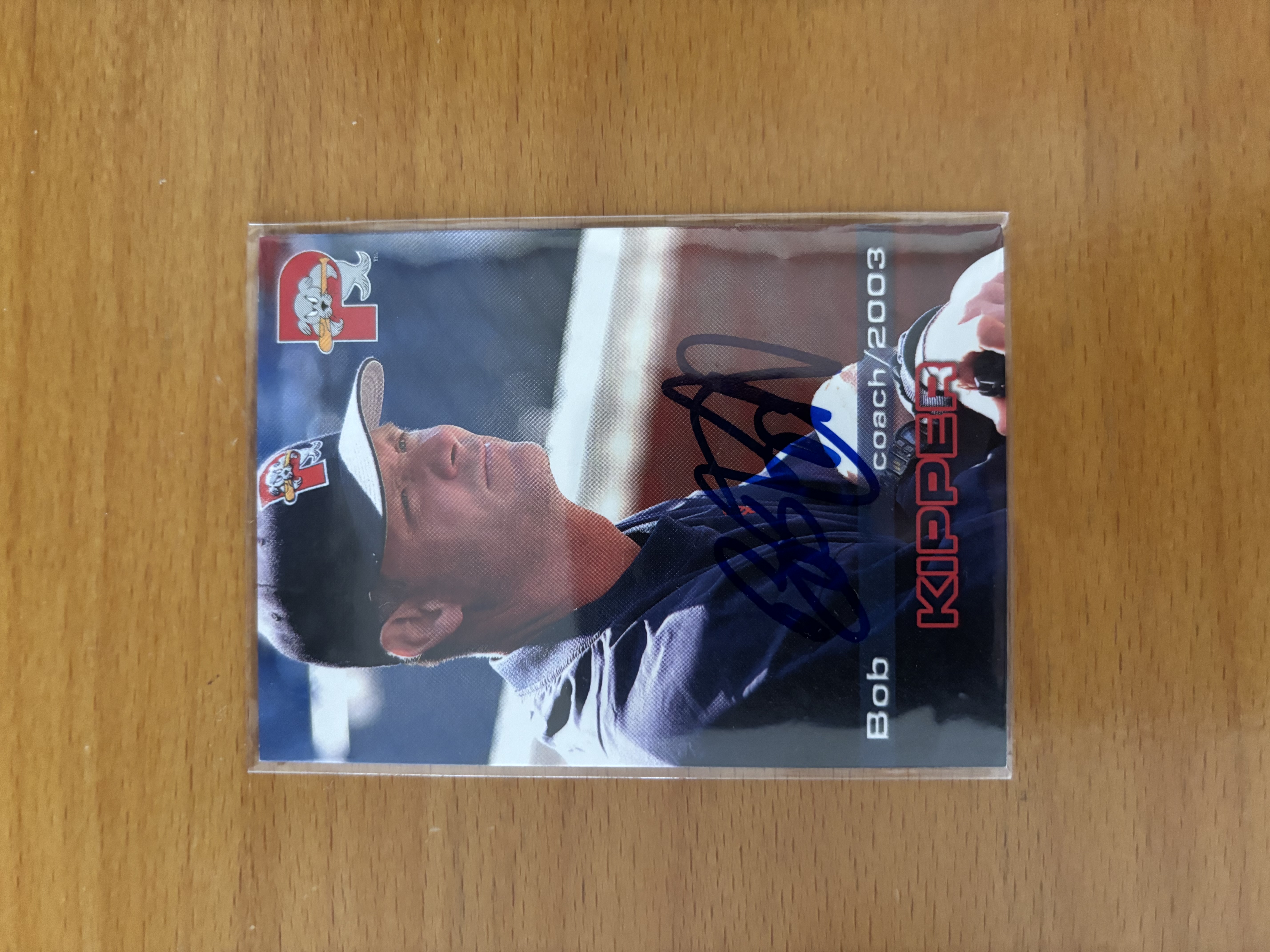 Bob Kipper Autographed Baseball Card