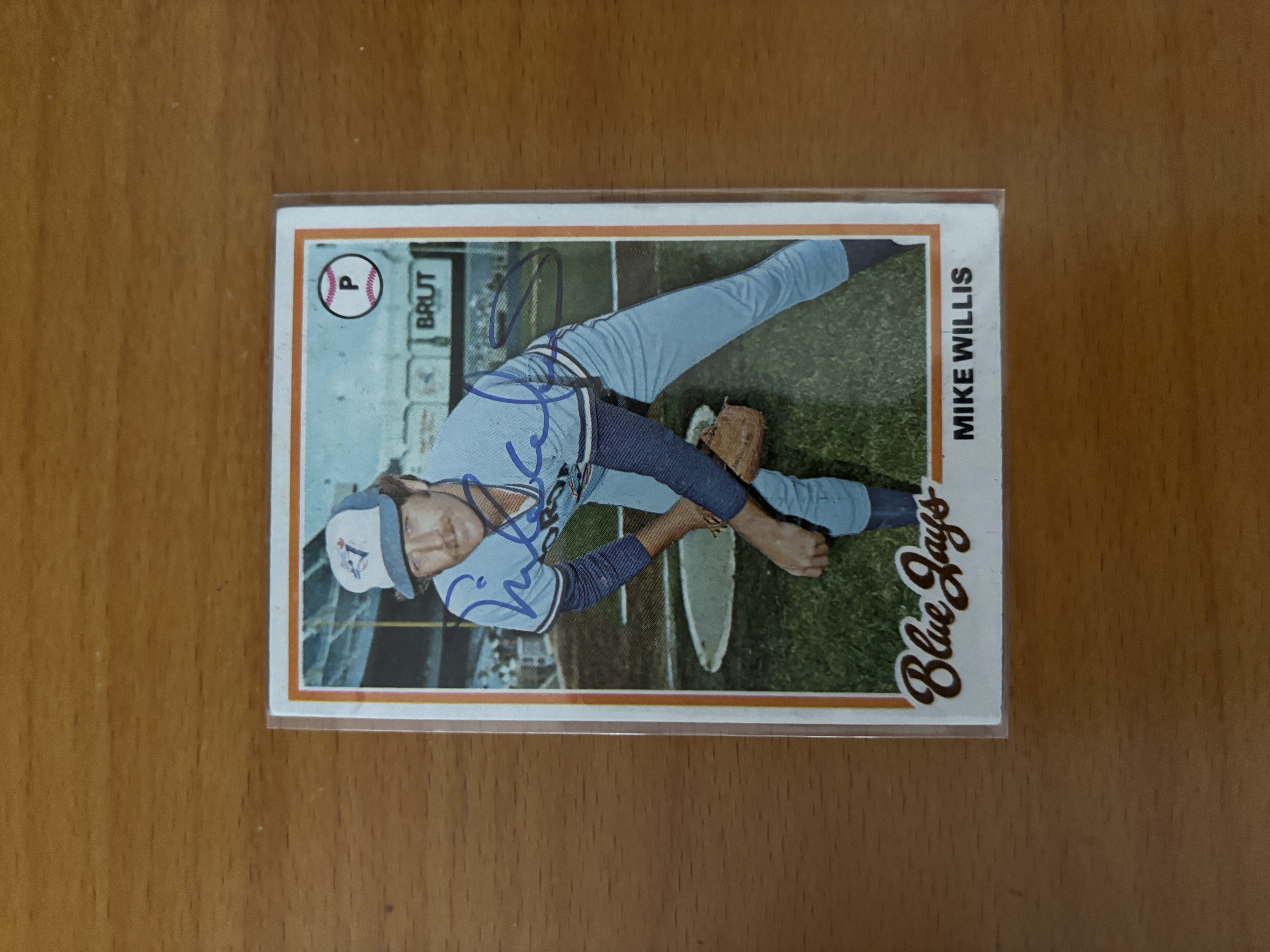 Mike Willis Autographed Baseball Card