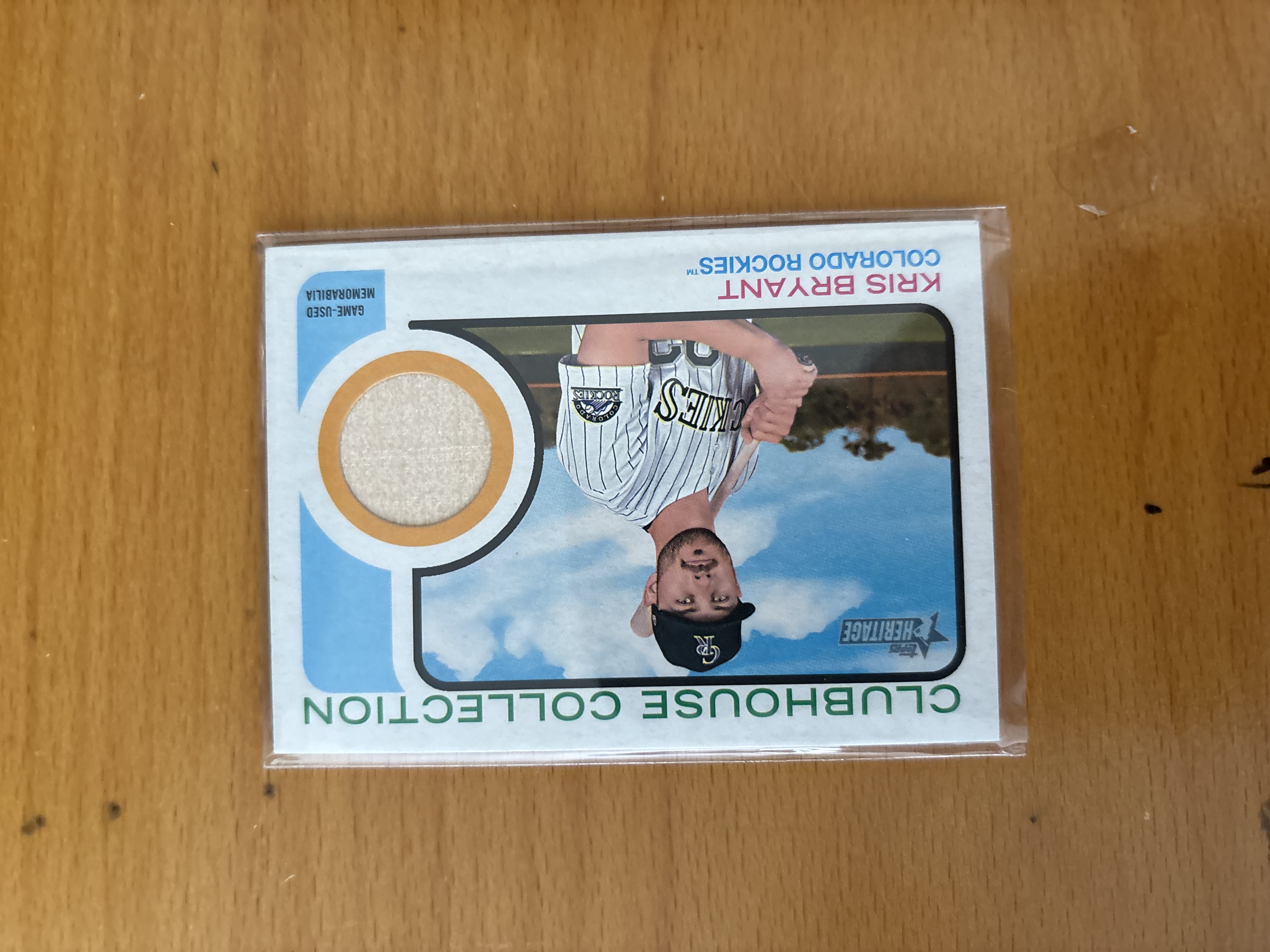 Kris Bryant Clubhouse Collection Baseball Card