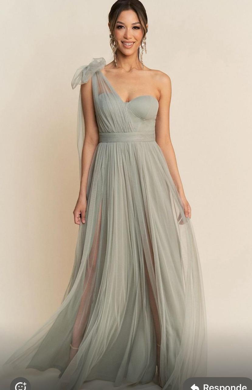 Vestido de Gala Color verde salvia