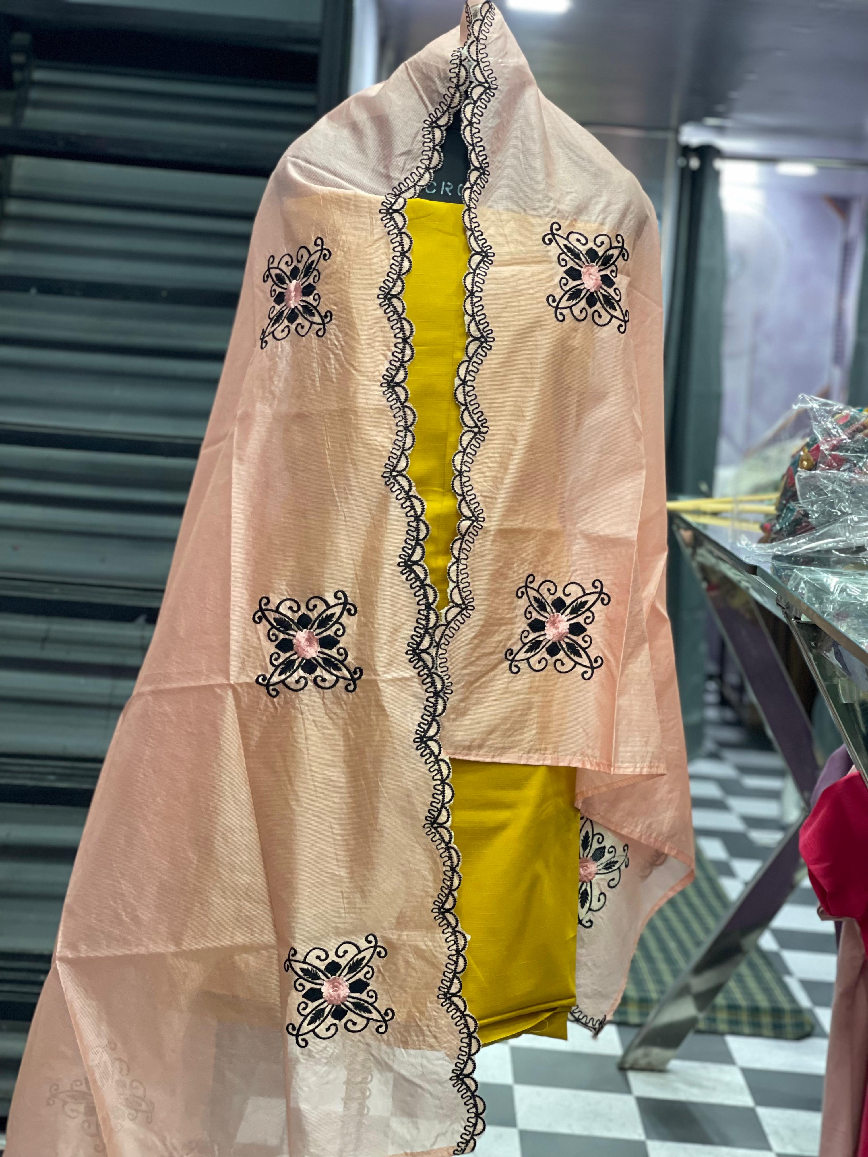 AC011 | light peach || Embroidered Women’s Traditional Duppatta