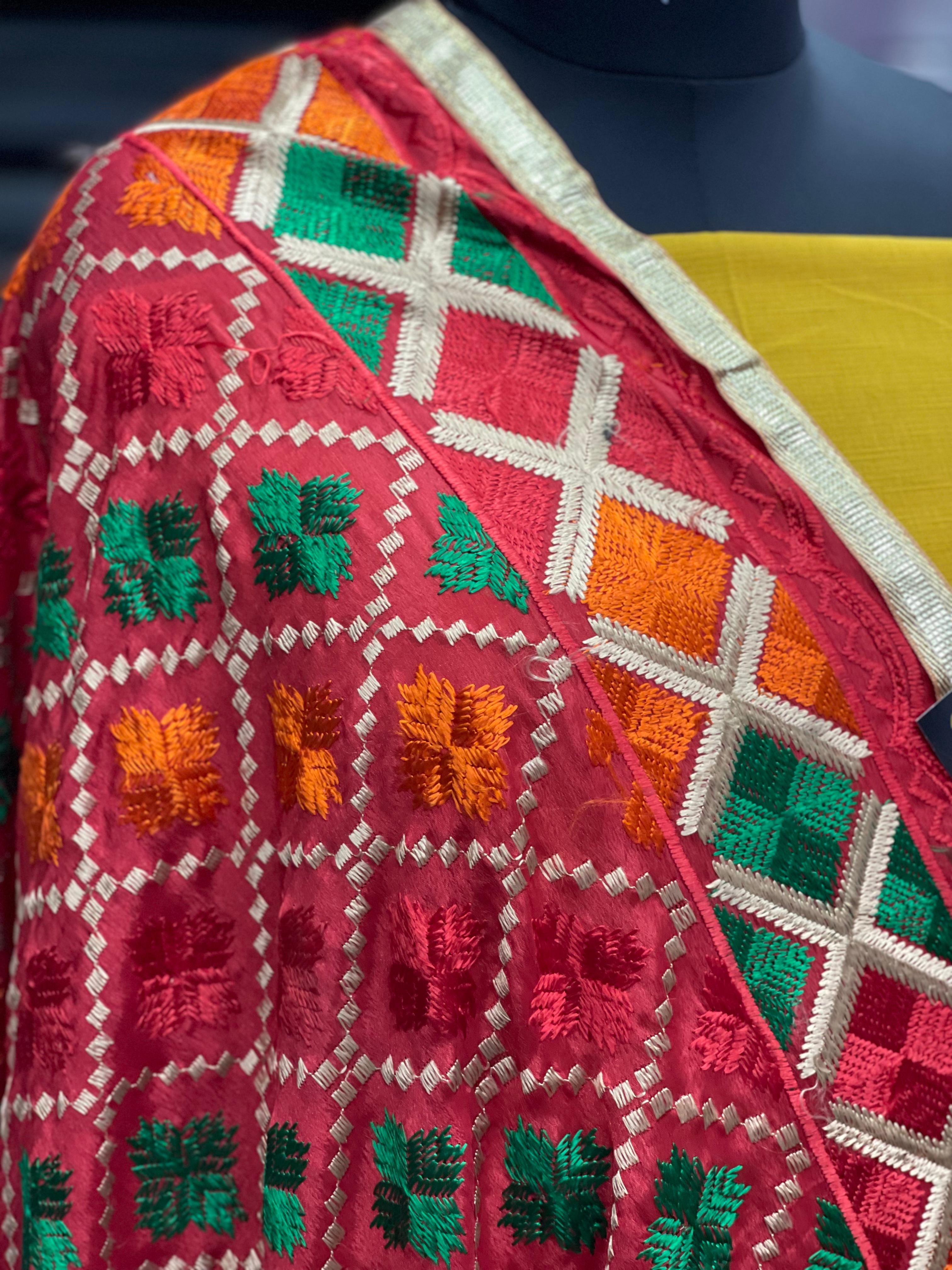  AC033 | Red Phulkari || Traditional Embroidered Dupatta