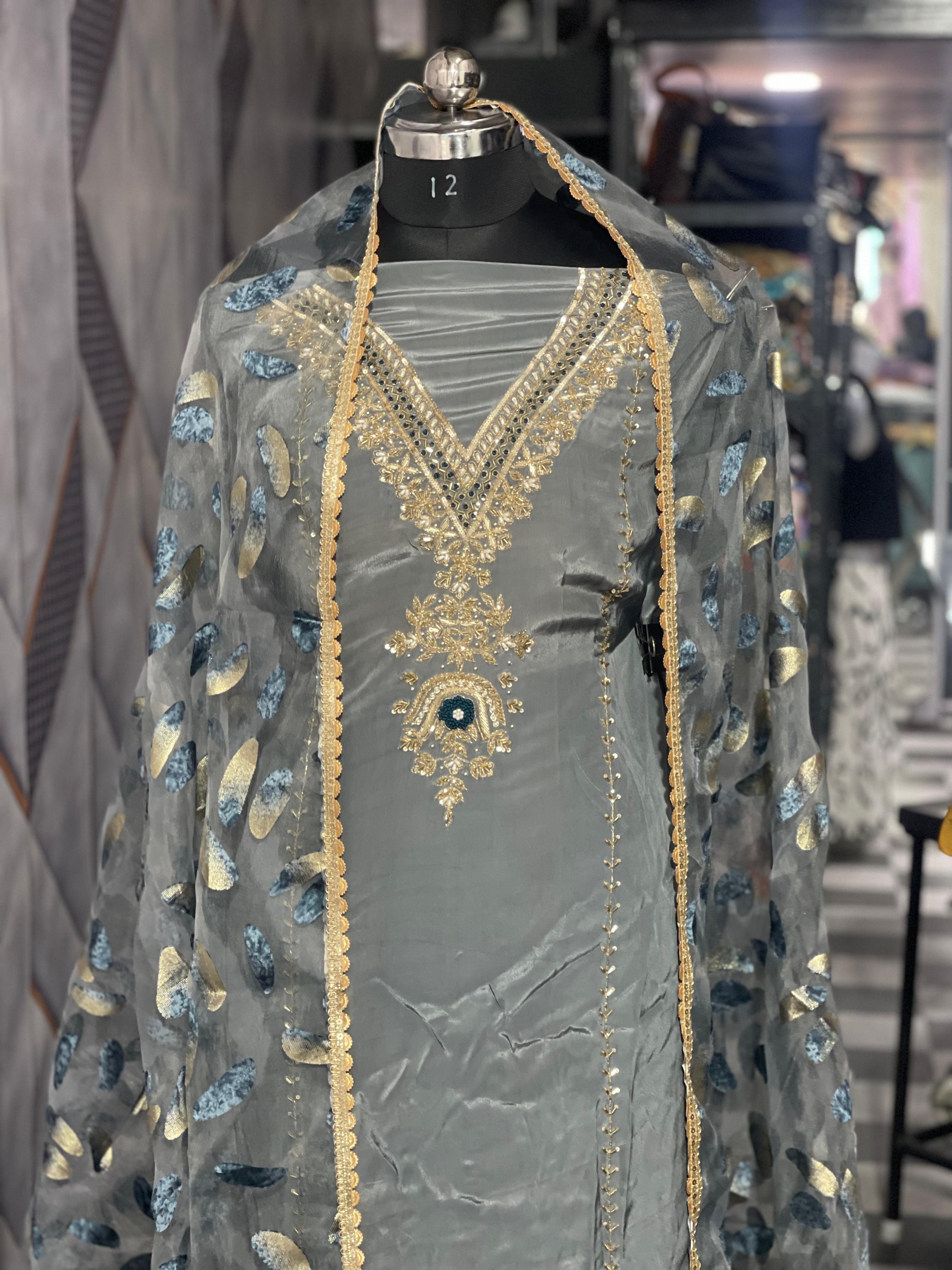  AC122 | Grey Suit || Hand Work || Orgiinza Duppatta || Creape Suit || Pada Silk