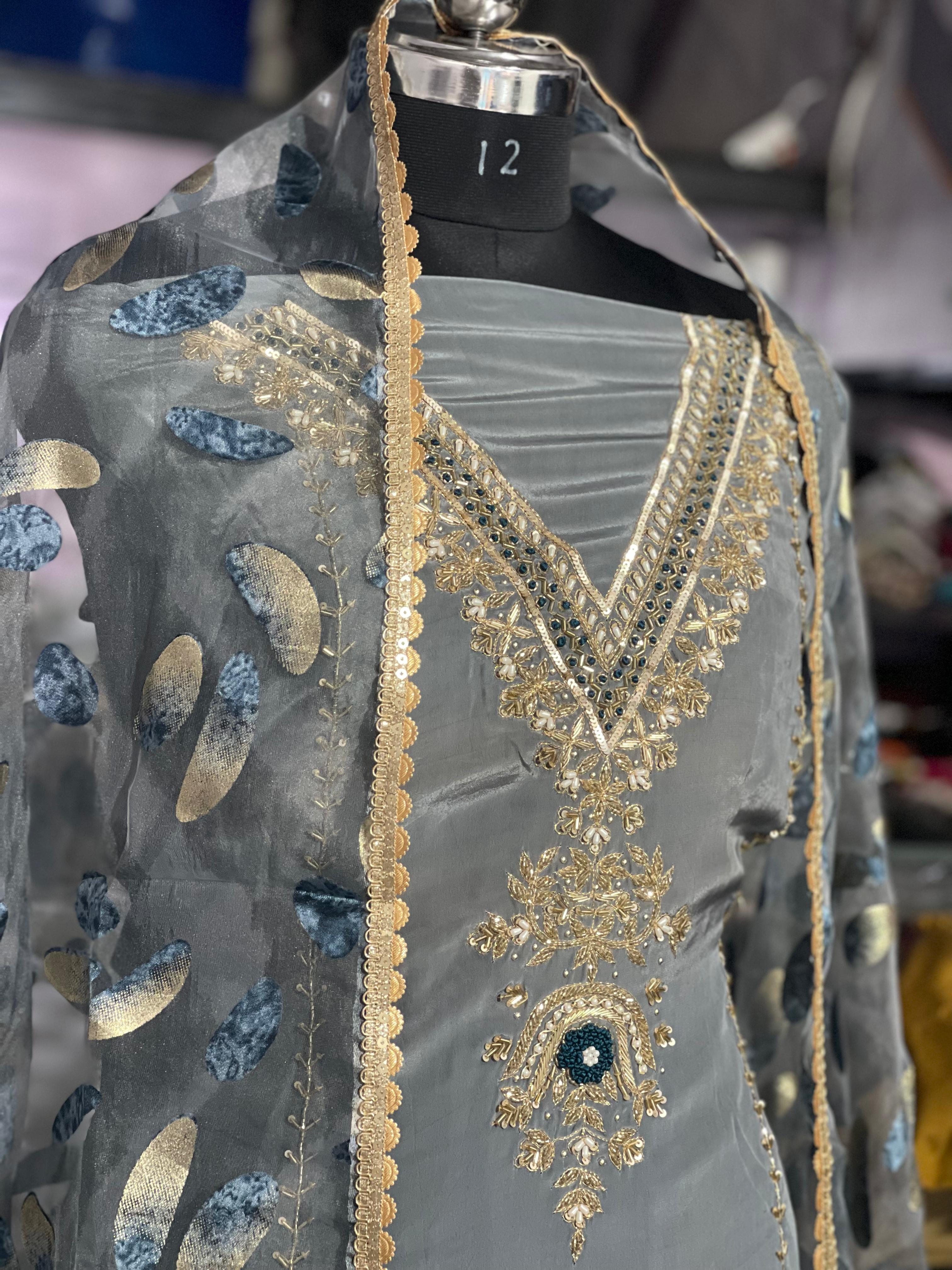  AC122 | Grey Suit || Hand Work || Orgiinza Duppatta || Creape Suit || Pada Silk