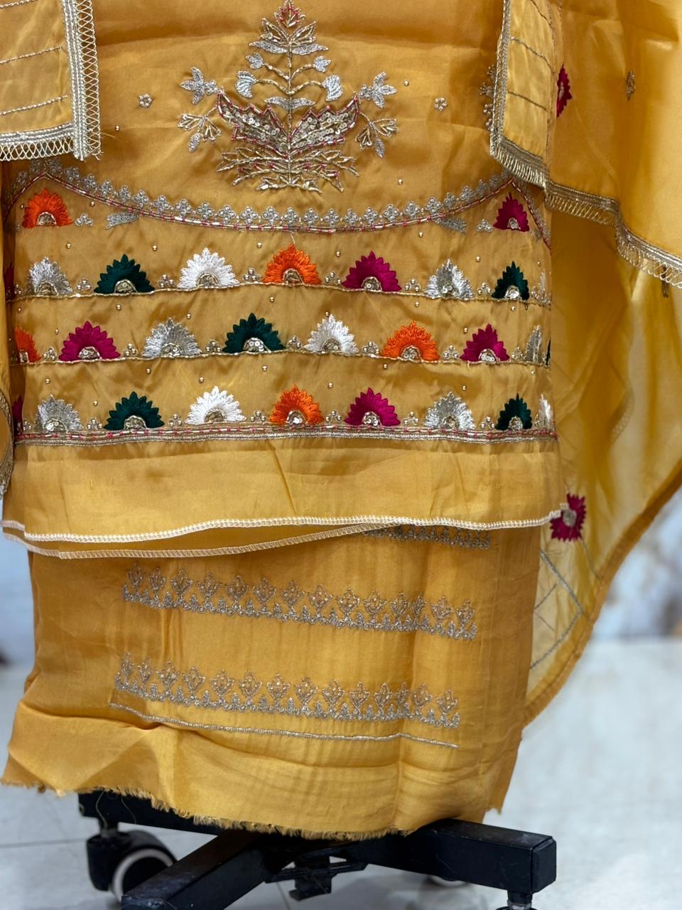 AC212 || Yellow Shade Creape Stuff  || Hand Work || Jaggo Wear || Party Wear | 