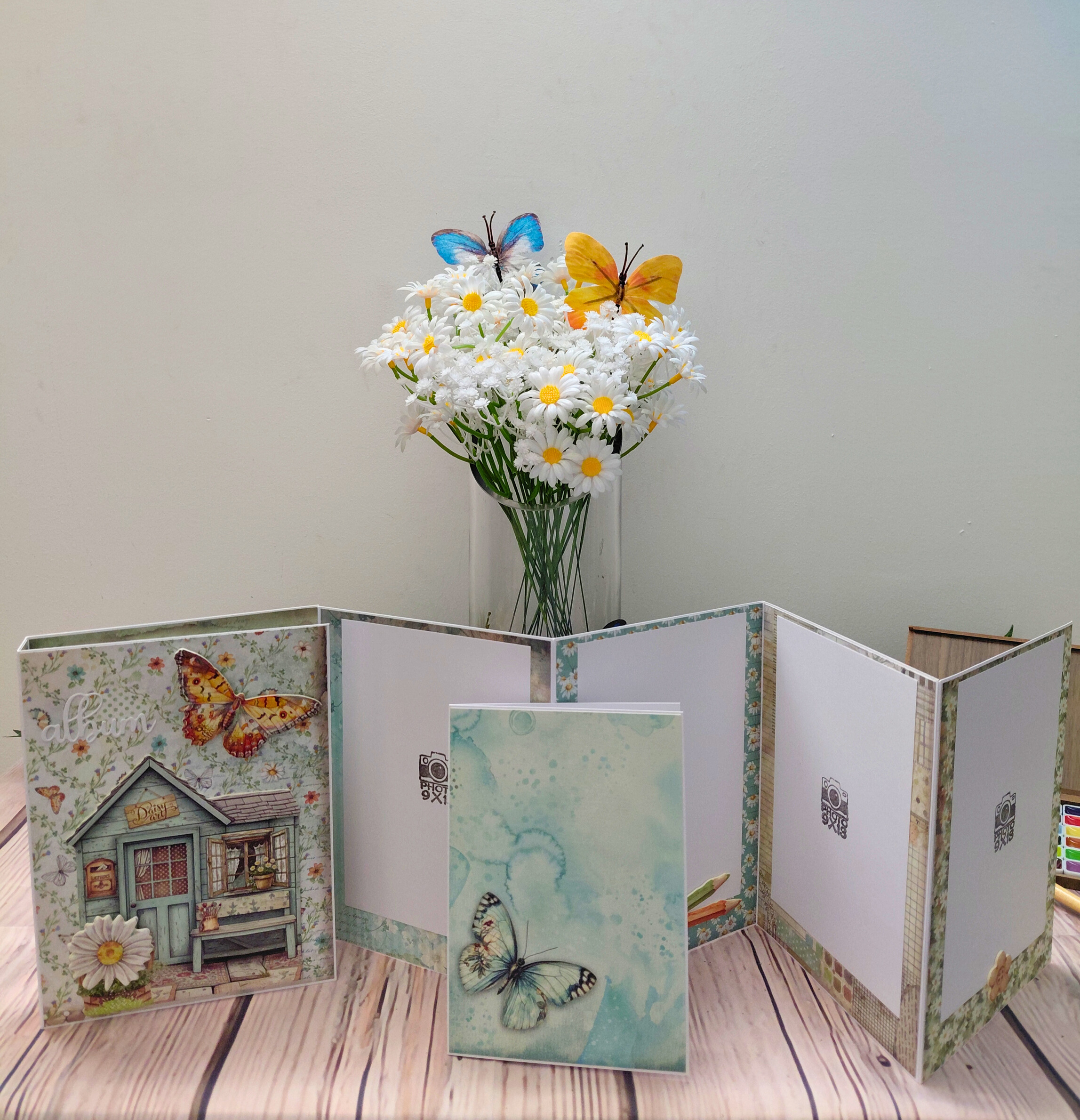 Tutoriel PDF téléchargeable - Mini album photos Accordéon "Daisy Art" - 11 photos minimum