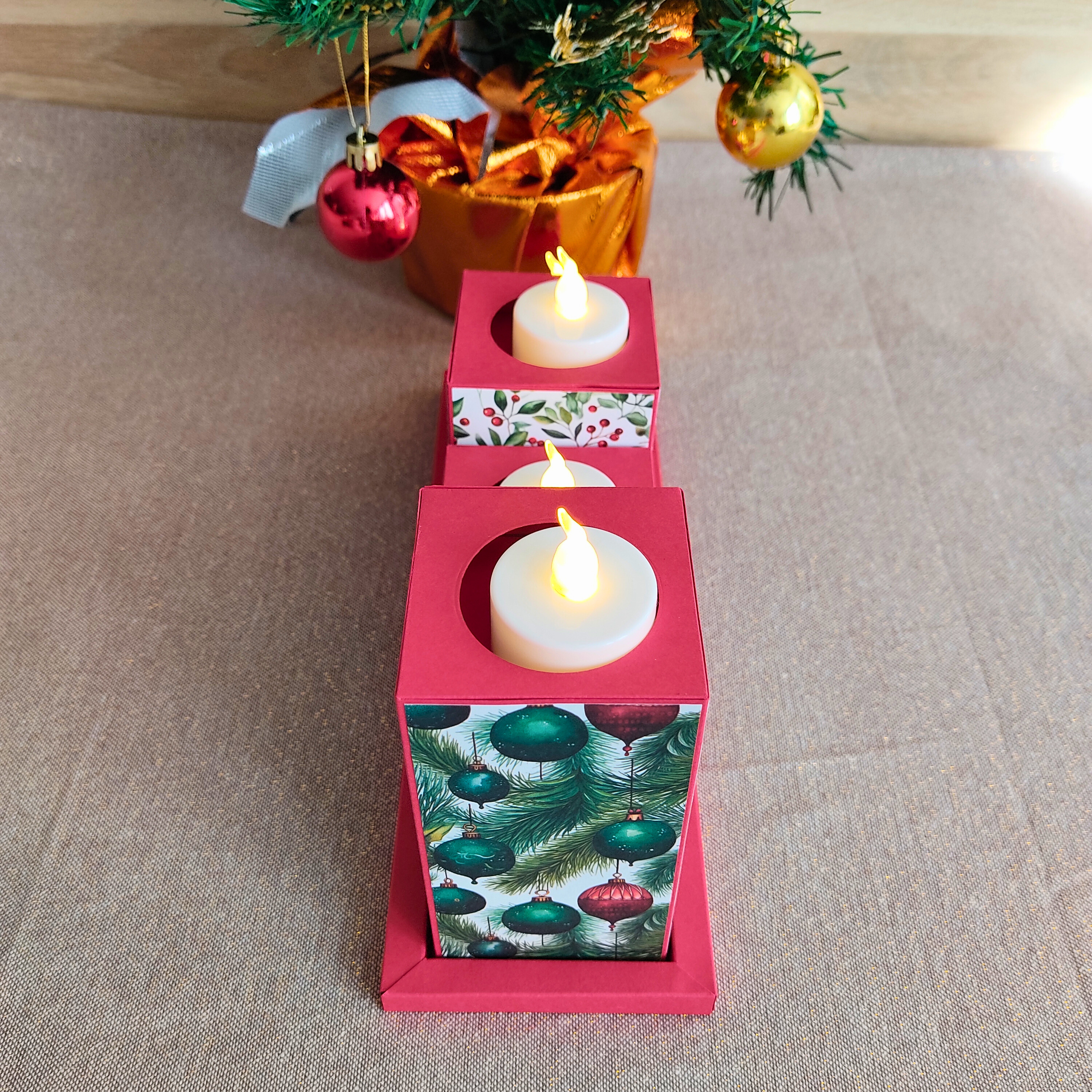 Bougeoir porte-bougies de Noël - Modèle Boules et Sapin