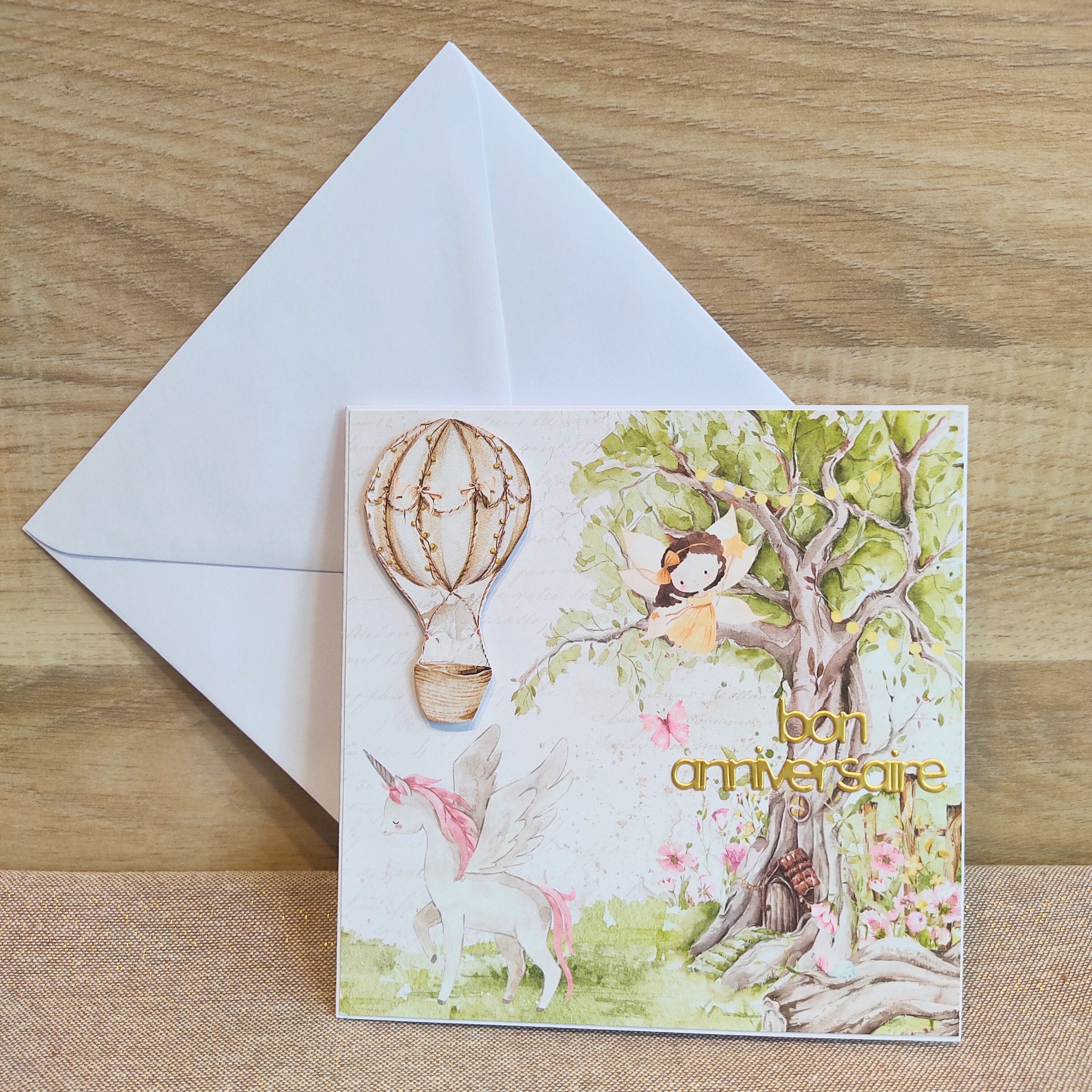 Carte d'anniversaire "Forêt féérique avec licorne"