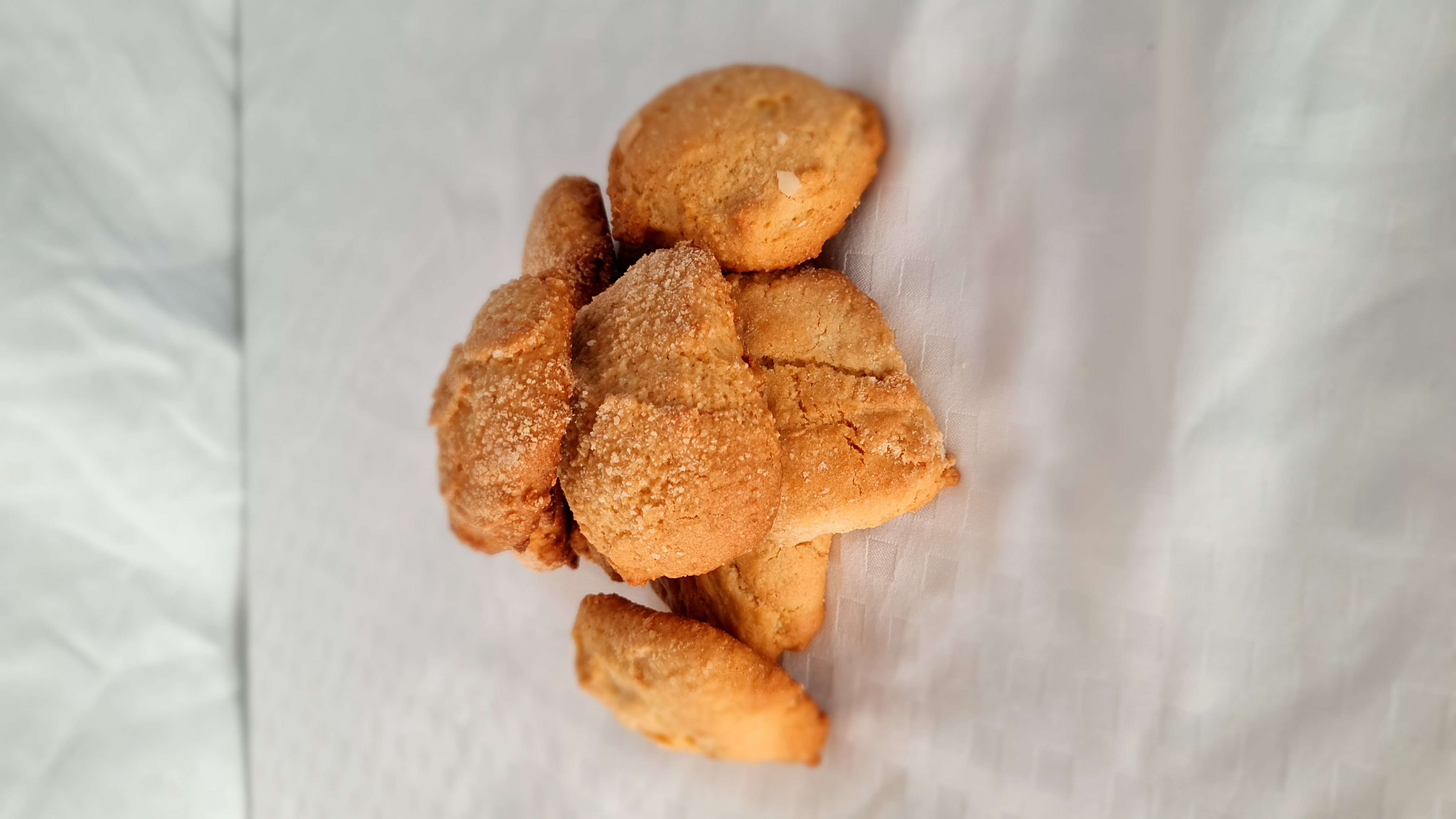 CANISTRELLI à la noisette