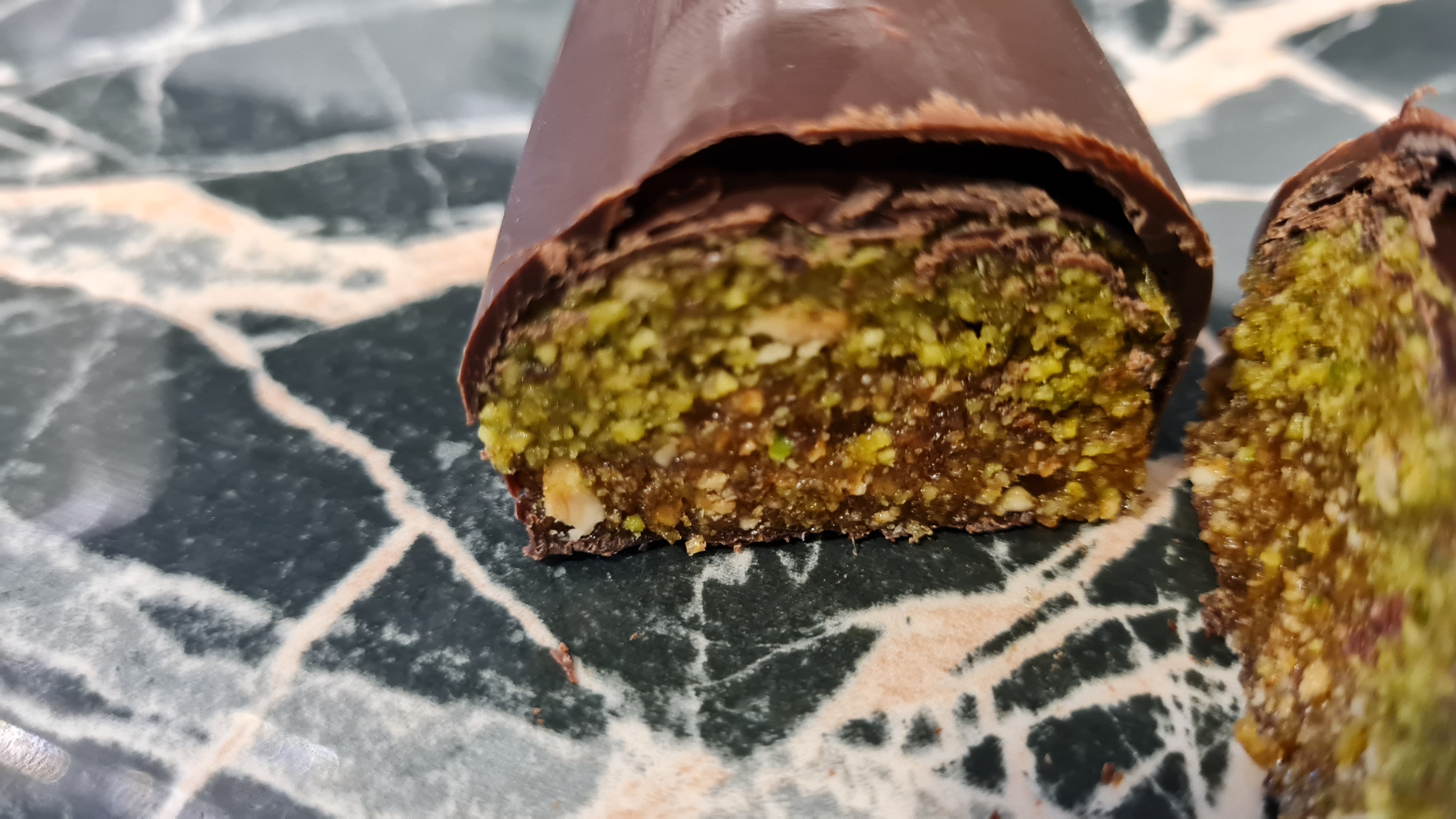 CHOCOLAT NOIR "façon Dubaï" sans gluten