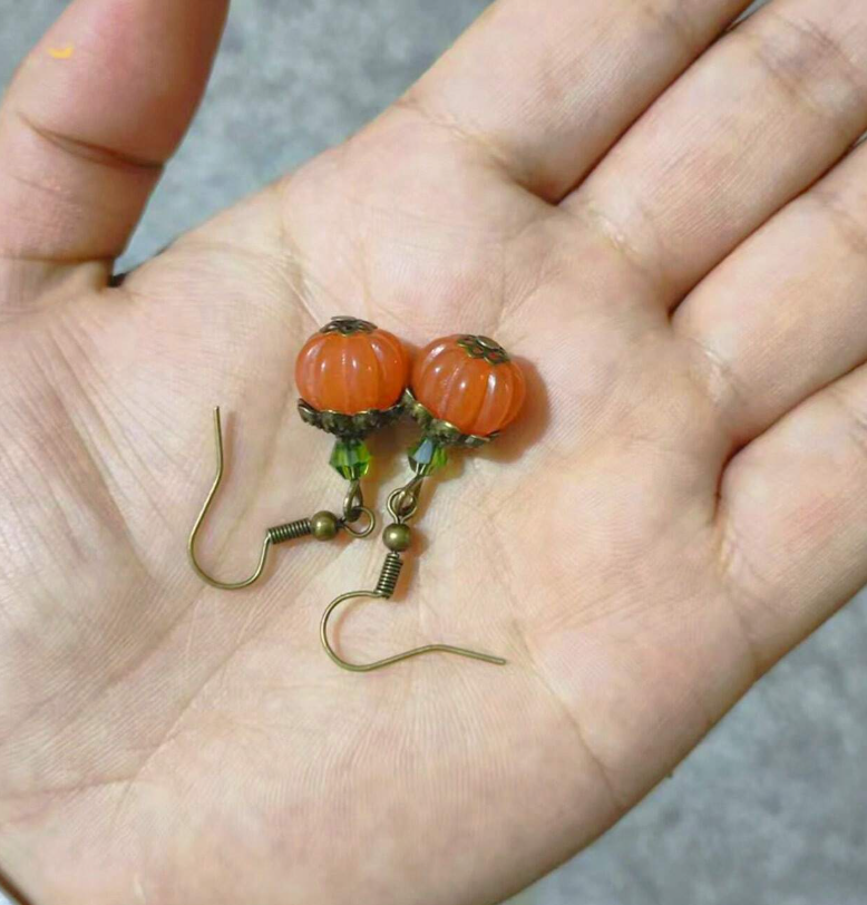 Vintage Pumpkin Earrings
