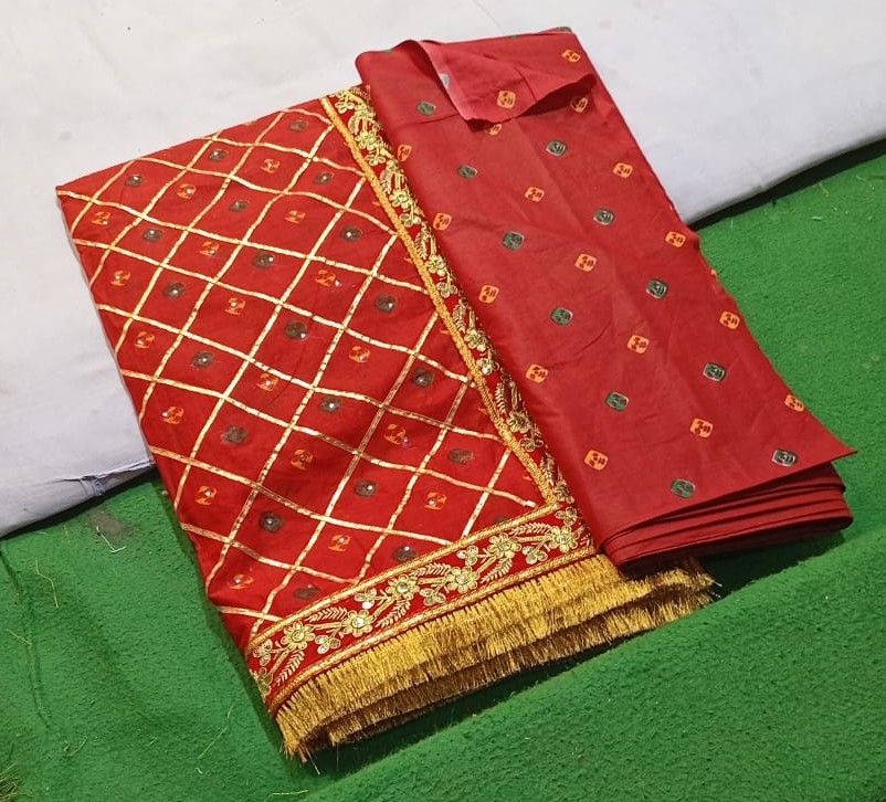 Traditional Double Butta Red Saree with blouse piece