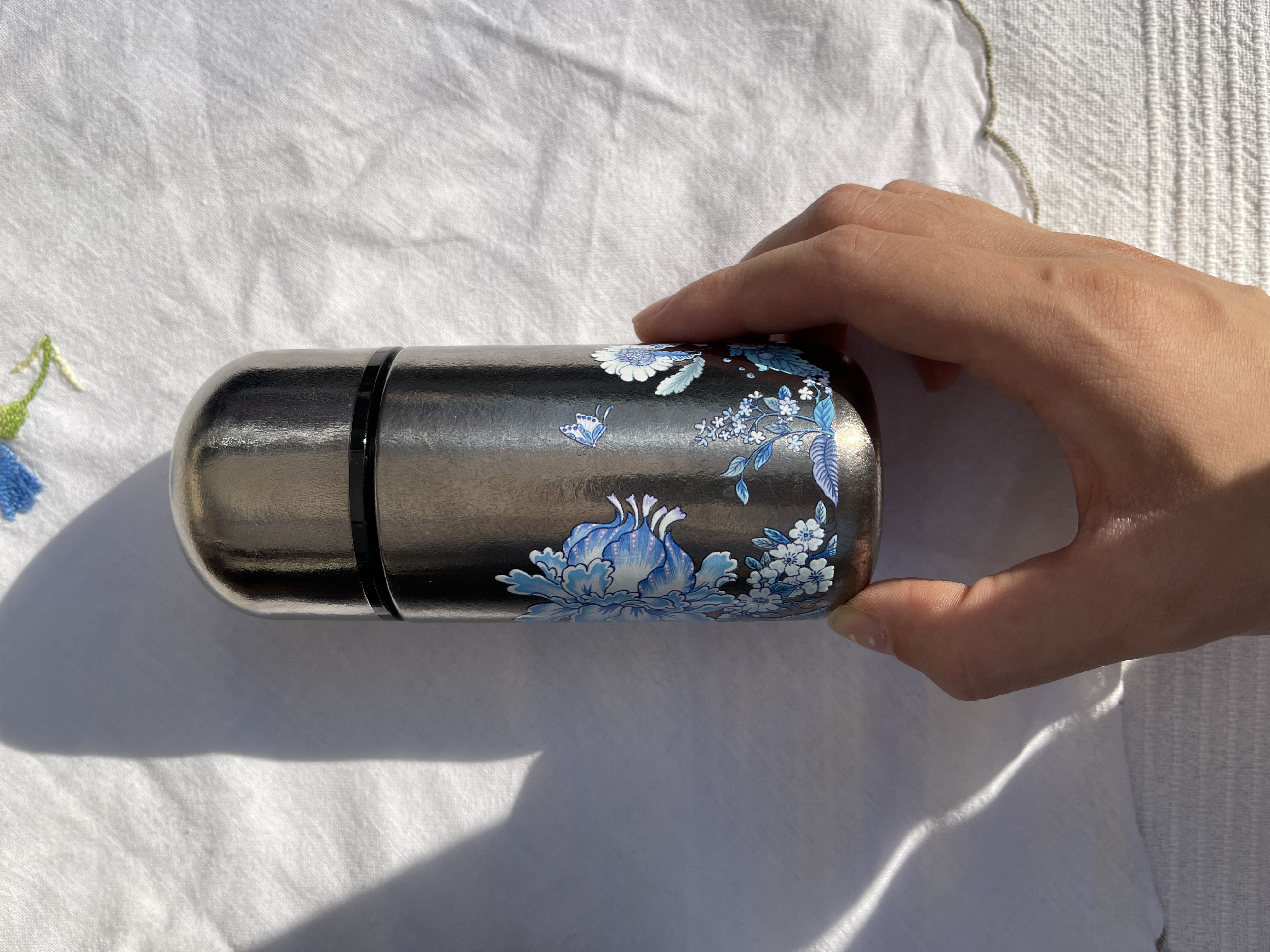Petit thermos en titan 150ml