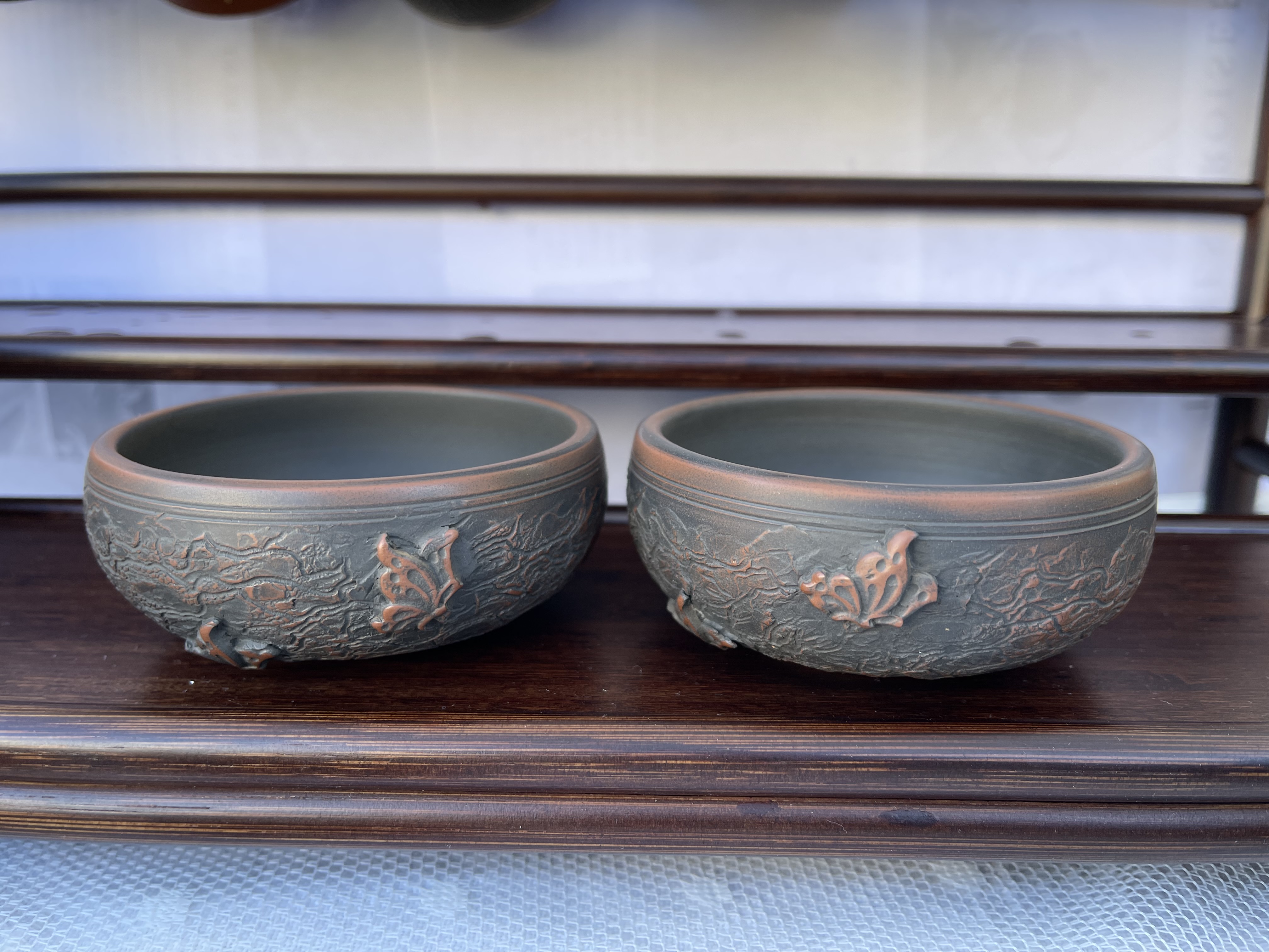 Set de 2 tasse avec le relief 