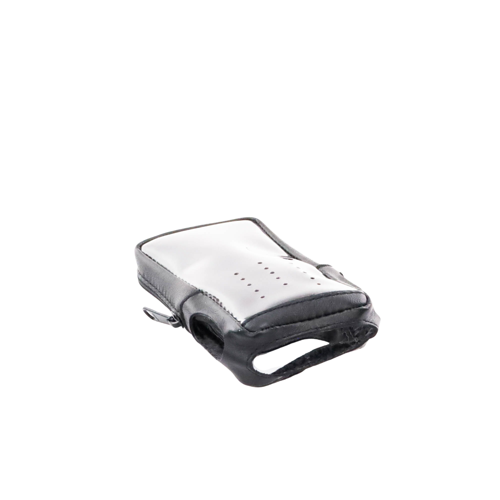 FUNDA DE PIEL REFORZADA