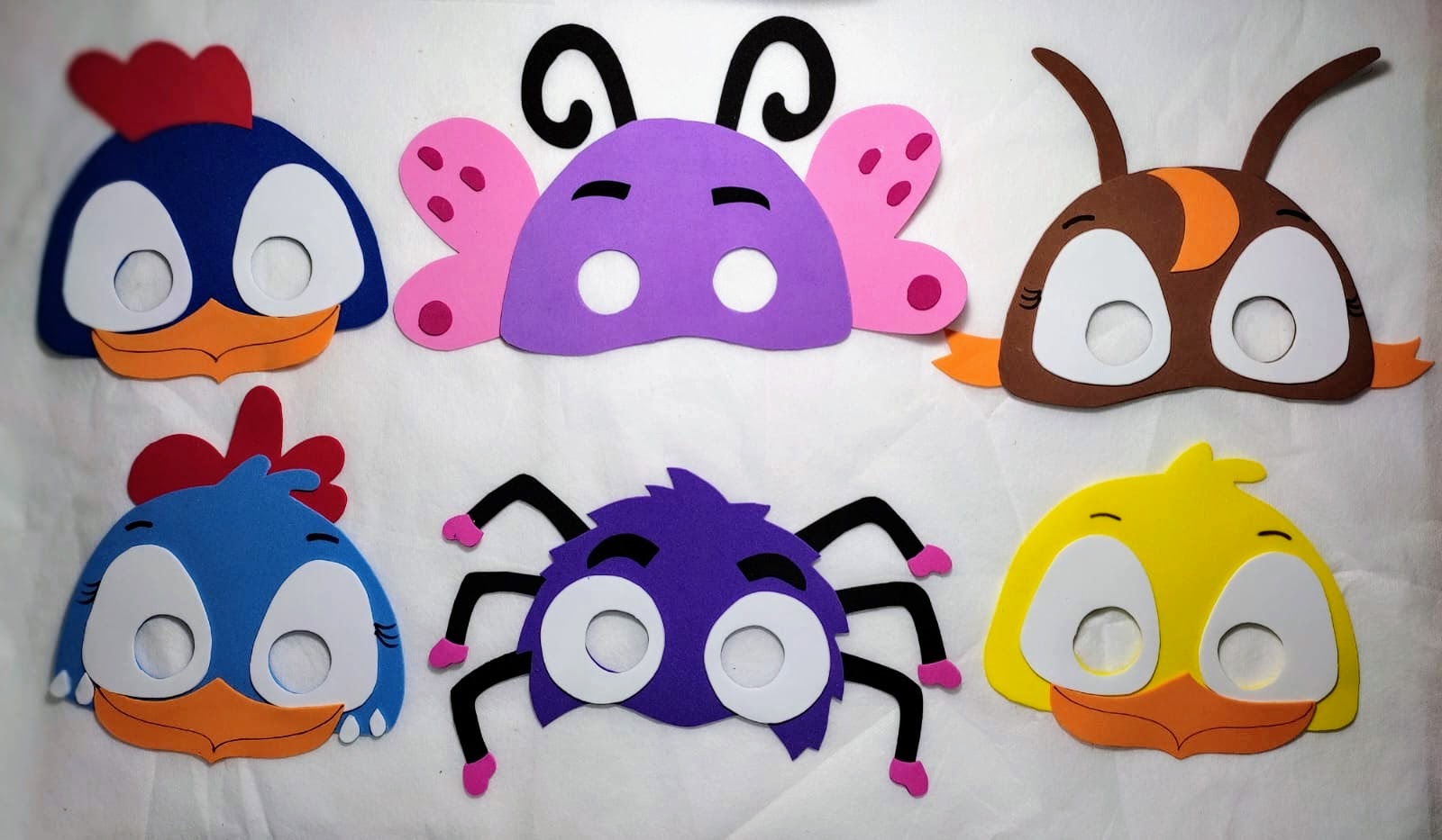 Máscaras Galinha Pintadiha Toda Em Eva