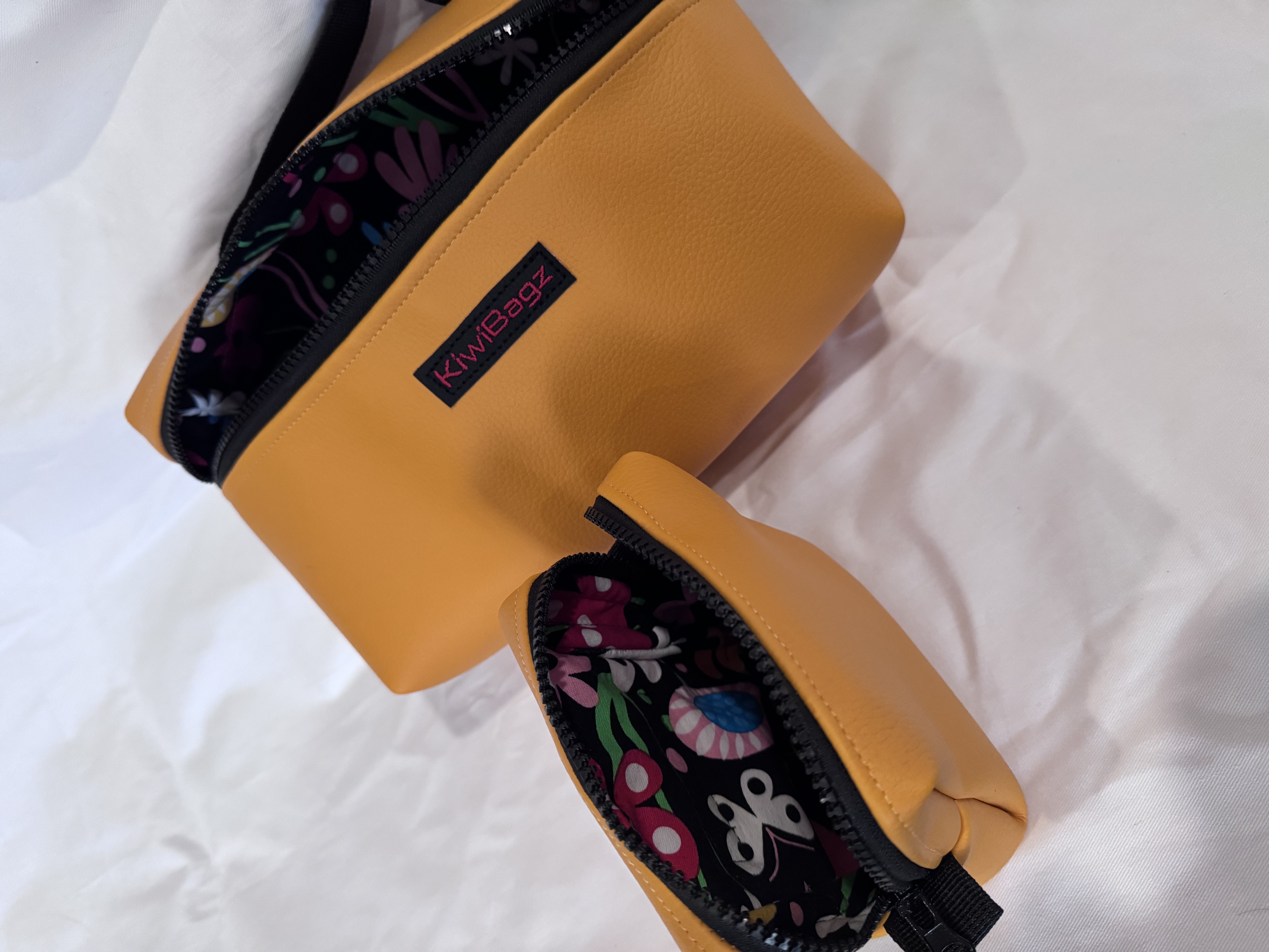 Travel Pouch Bag Set